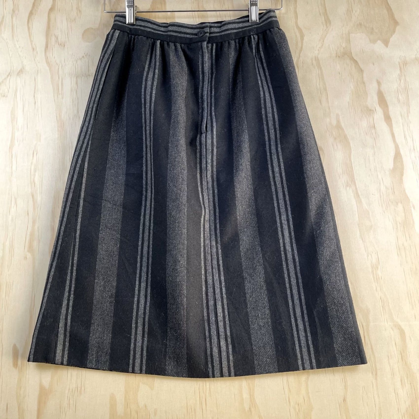 Vintage Vintage Striped Wool Skirt Womens 8 A-Line Midi Lined Workwear Office Career Size 30" / US 8 / IT 44 - 3 Thumbnail