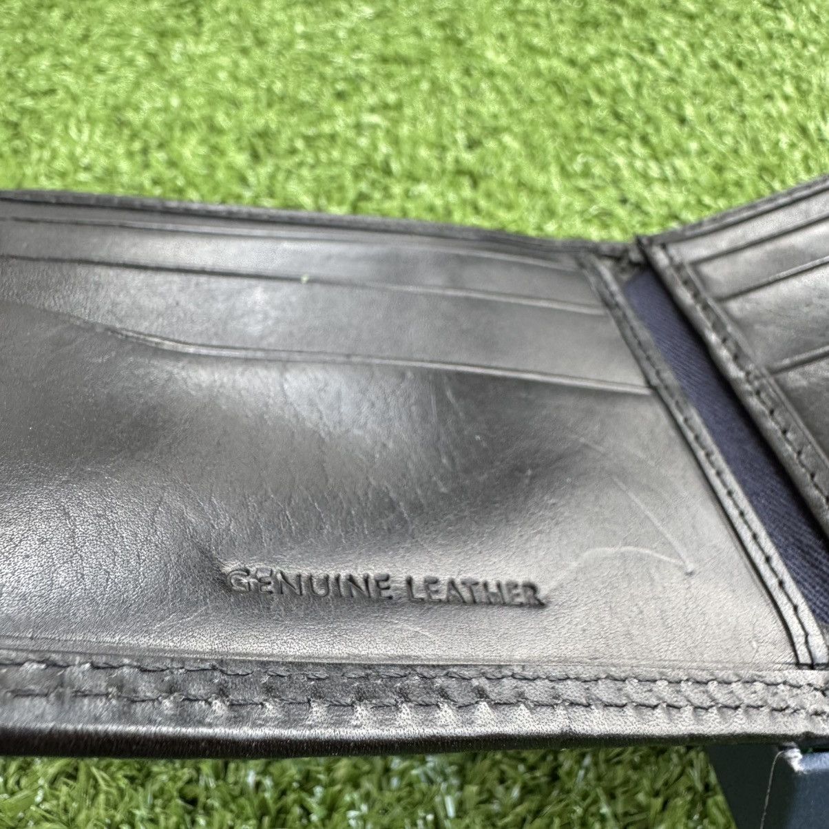Tommy Hilfiger × Vintage Tommy Hilfiger Black Genuine Leather Bi-Fold Wallet Size ONE SIZE - 6 Thumbnail