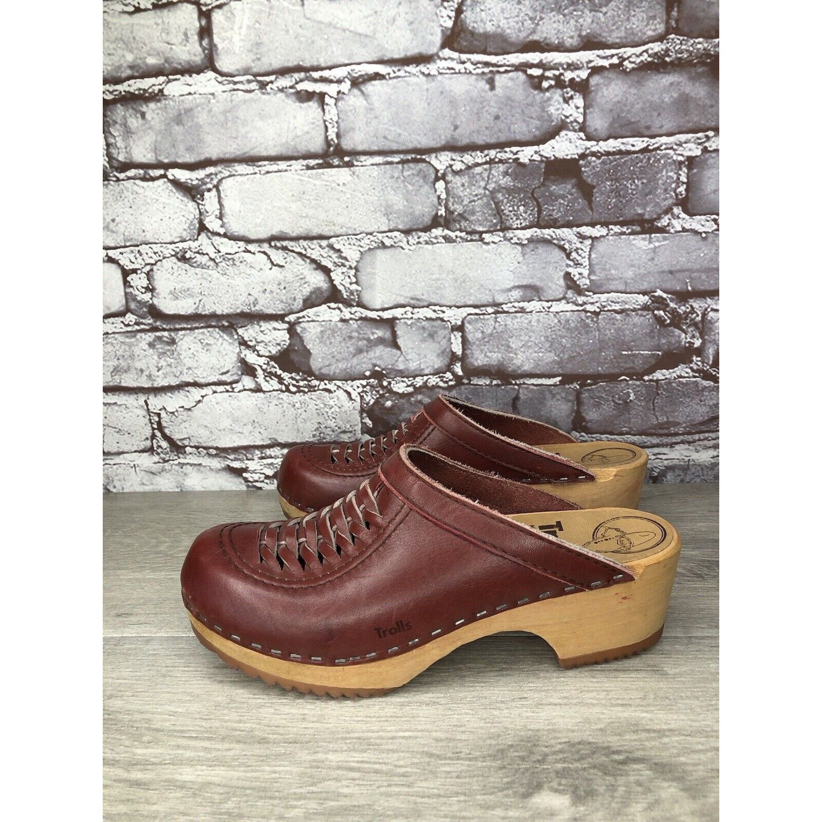 Umbro TROLLS By Samhall Burgundy Leather & Wood Sweden Clogs Shoes Size US 7 / IT 37 - 13 Thumbnail