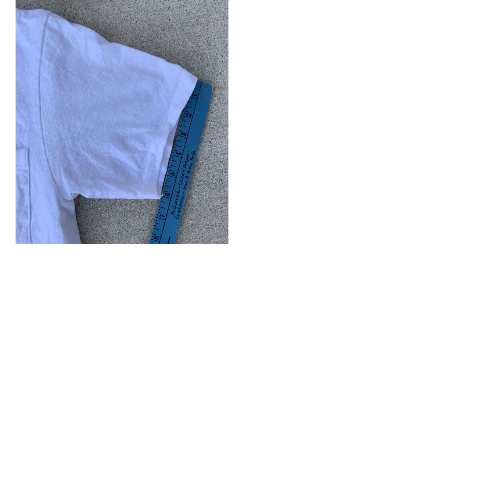 Hanes VINTAGE Hanes Beefy-T 44 Ace of Clubs Pocket T Shirt Mens M White Cotton Single Stitch Graphic Print 1980s Size US M / EU 48-50 / 2 - 12 Thumbnail