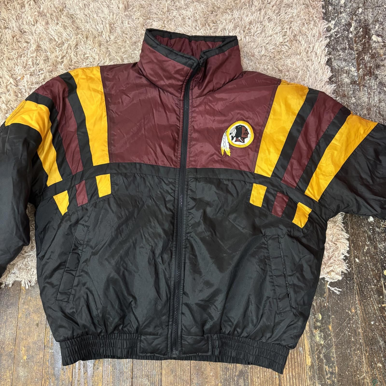 Other Vtg 90s NFL Game day Washington puffer coat sz large Size US L / EU 52-54 / 3 - 1 Thumbnail