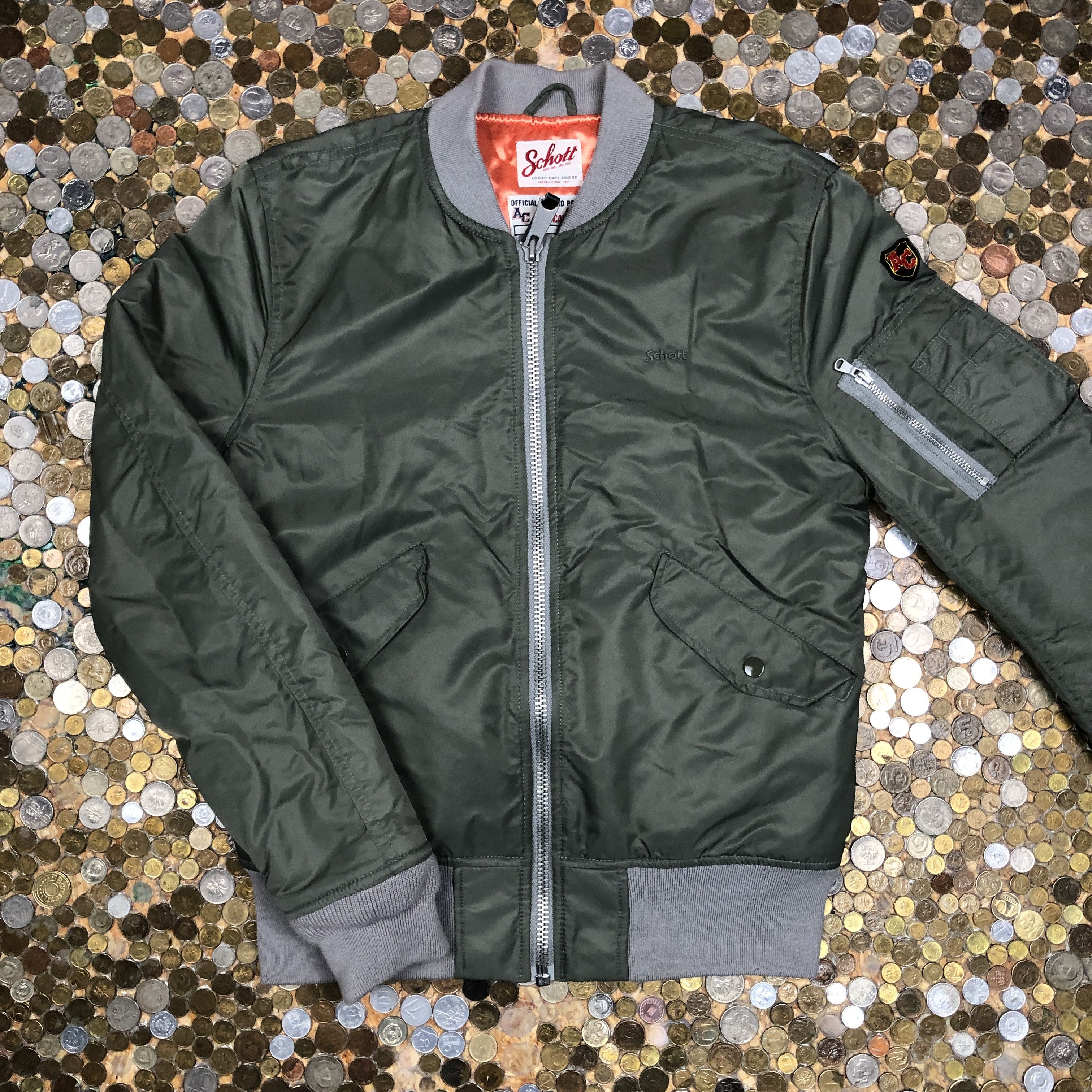 Schott vintage bomber jacket 90's vibe