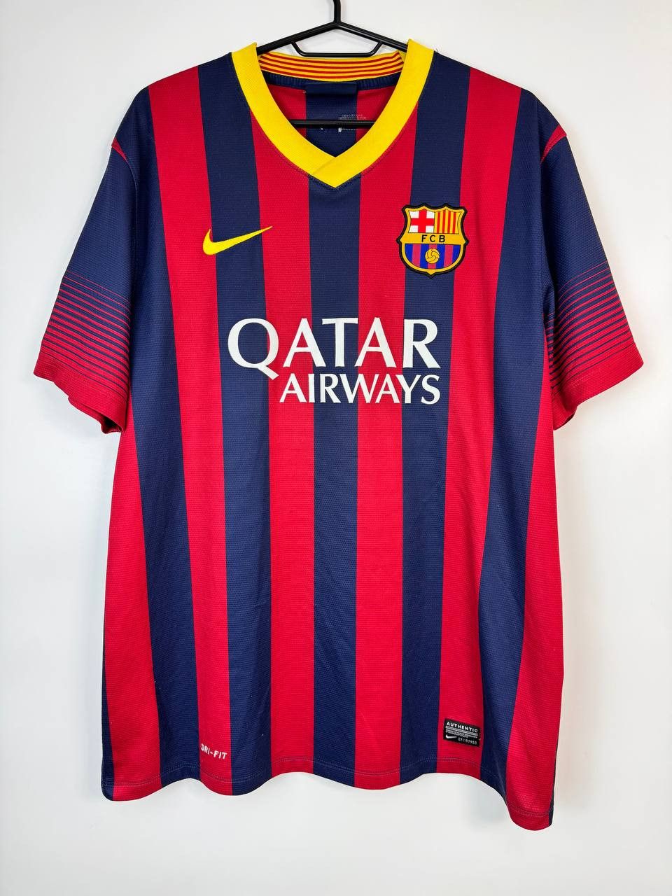 Vintage rare soccer football Barcelona Messi T-shirt