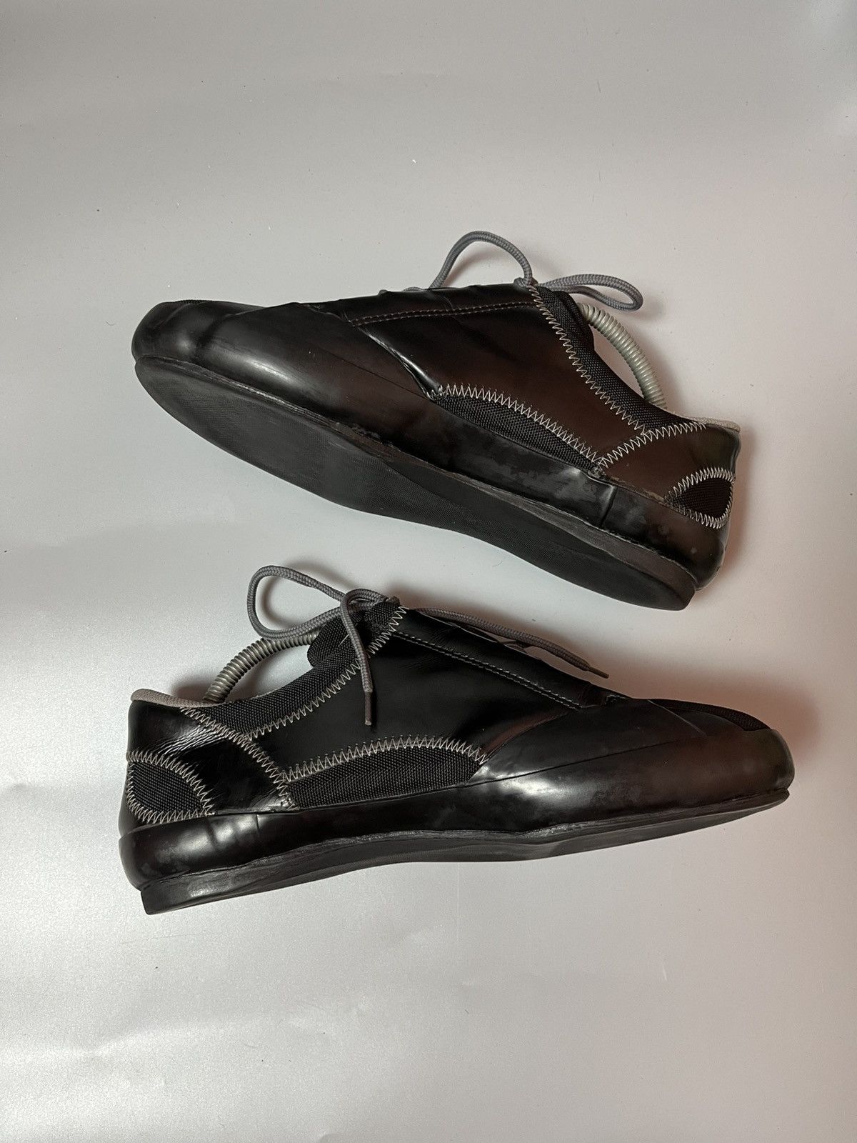 Issey Miyake Issey Miyake archived low top sneaker Size US 8 / EU 41 - 2 Thumbnail