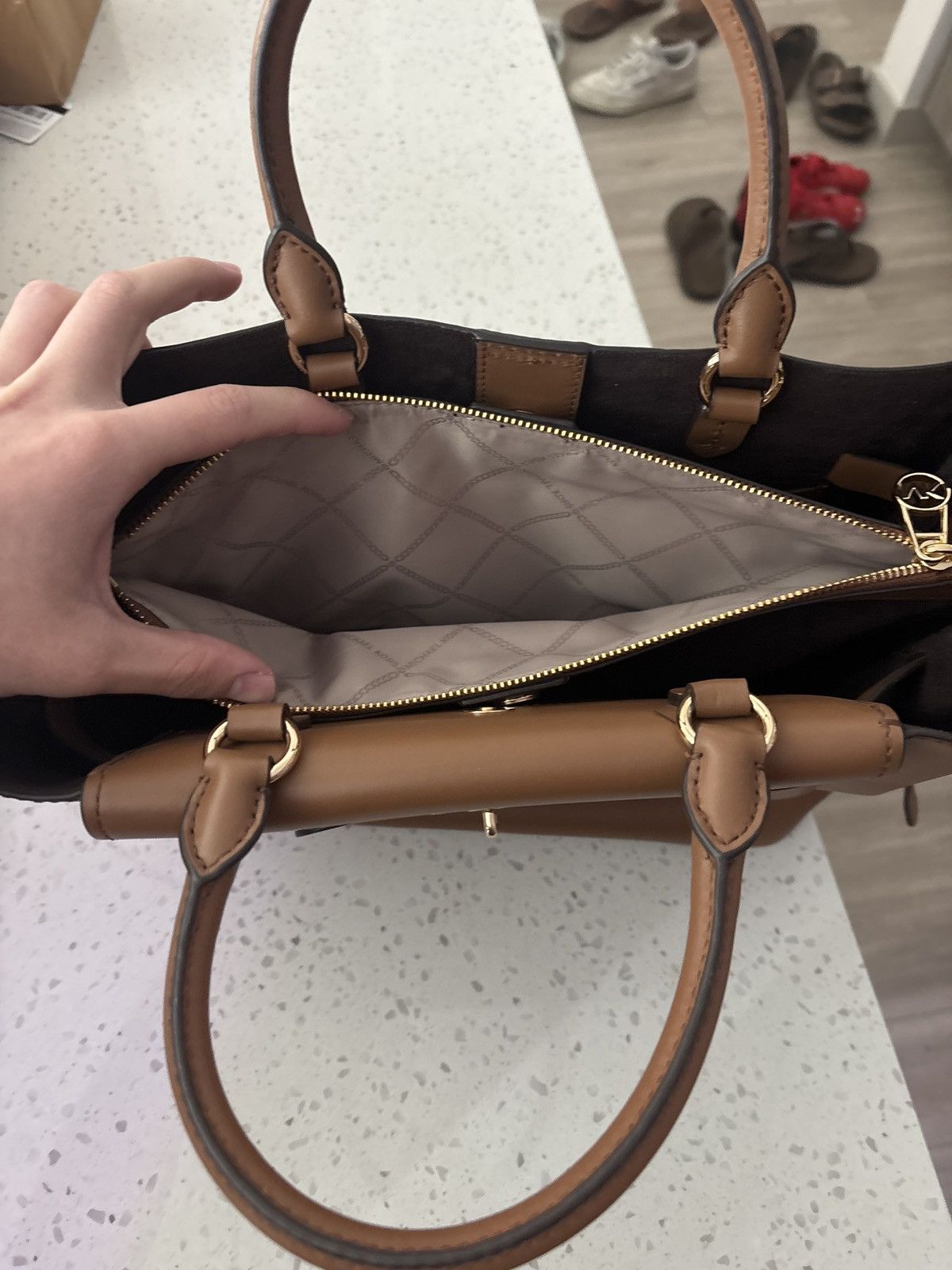 Michael Kors Michael Kors Leather Shoulder Bag Size ONE SIZE - 3 Thumbnail