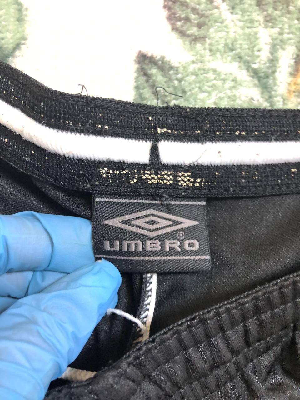 Umbro Umbro Vintage Retro Men's Black Monogram Light Shorts Size US 38 / EU 54 - 2 Thumbnail