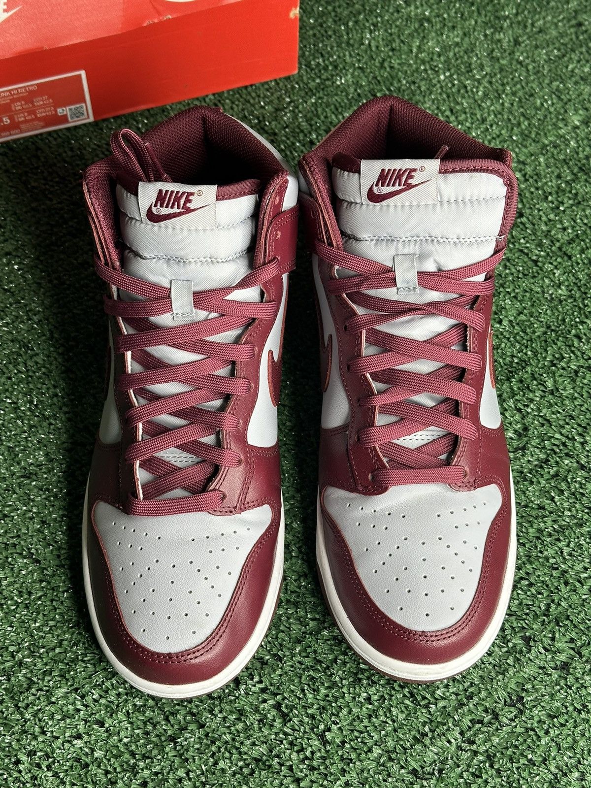 Nike Men’s size 9 Nike Dunk HI Size US 9 / EU 42 - 4 Thumbnail