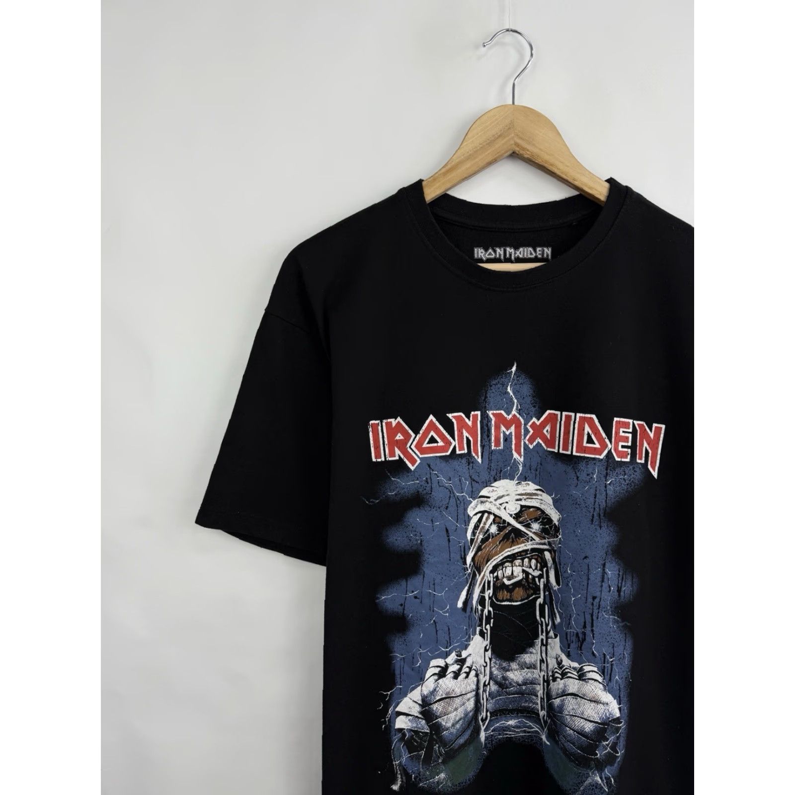 Vintage Iron Maiden World Slavery Tour 1984 85 Reprint 2022 T-Shirt Size L Men Black Shirt Size US L / EU 52-54 / 3 - 3 Thumbnail