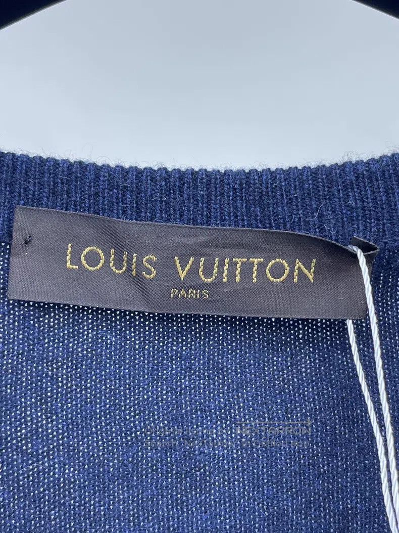 Louis Vuitton Louis Vuitton Navy cashmere sweater Size US XL / EU 56 / 4 - 5 Thumbnail