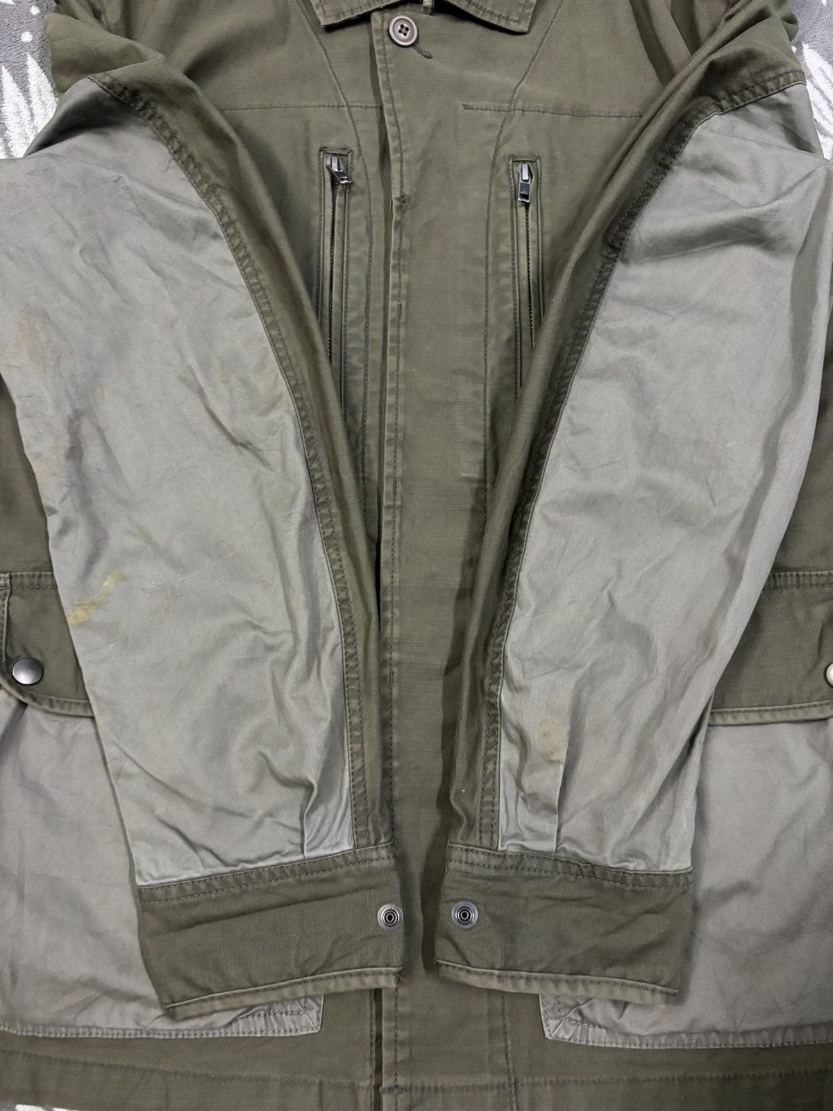 Japanese Brand Vintage Japanese Brand Multi-pockets Camo Army Field Jacket Size US M / EU 48-50 / 2 - 14 Thumbnail