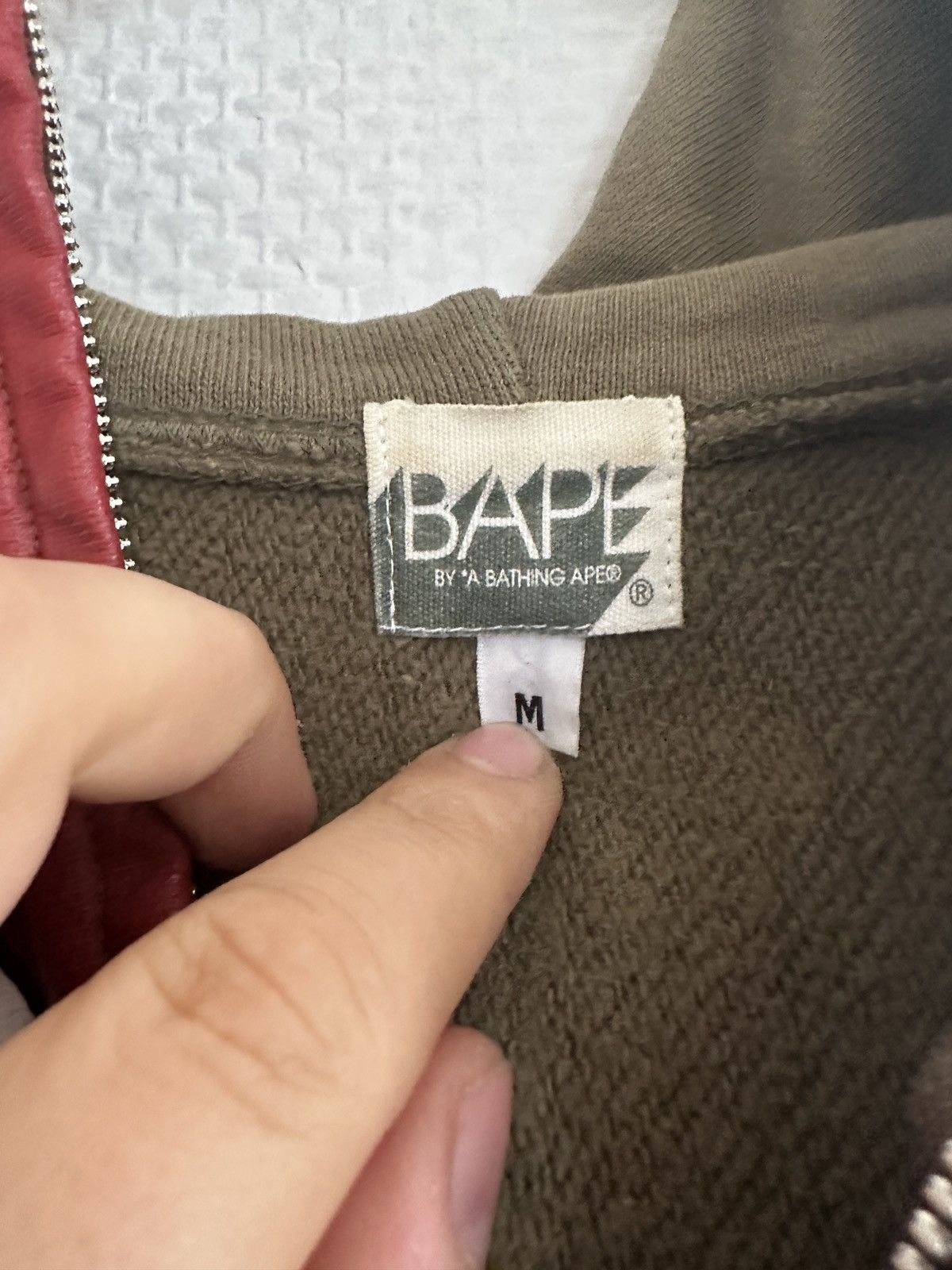 Bape × Kaws Bape x Kaws Chomper Hoodie Size US M / EU 48-50 / 2 - 7 Thumbnail