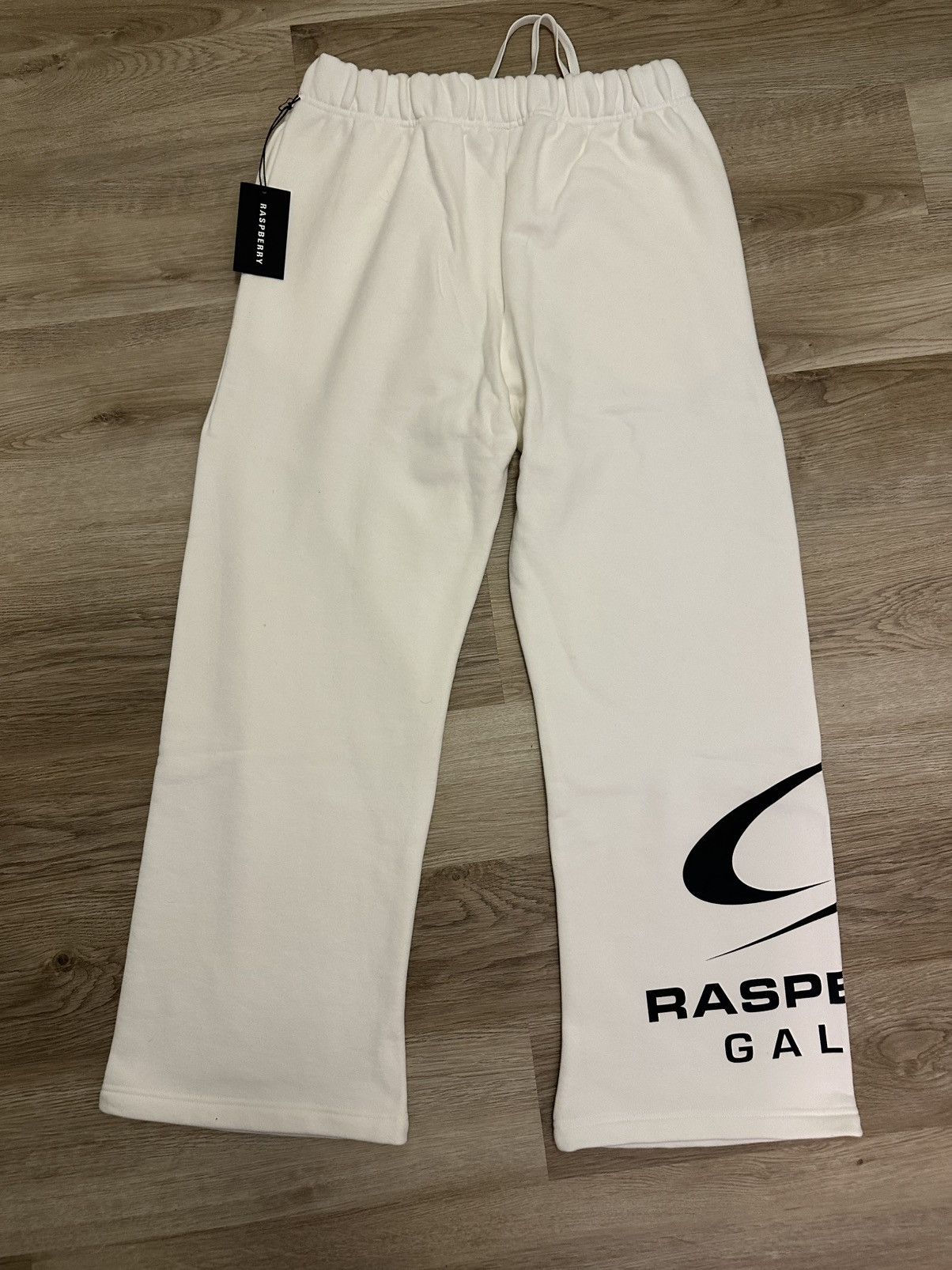 The GV Gallery Raspberry Galaxy Sweats (S) Size US 30 / EU 46 - 2 Thumbnail
