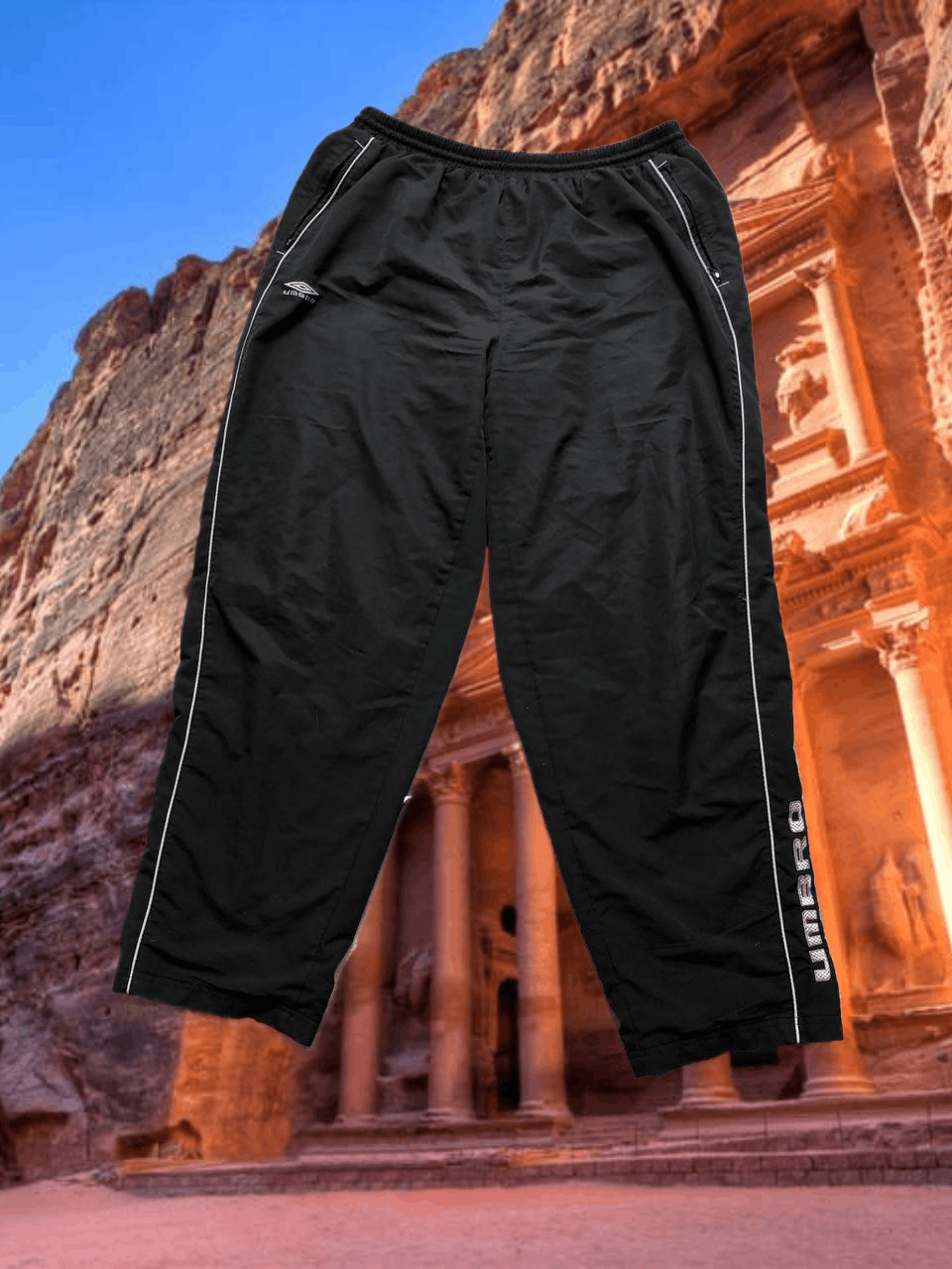 Umbro Vintage big logo casual pants Y2K Umbro sportwear Size US 38 / EU 54 - 1 Thumbnail