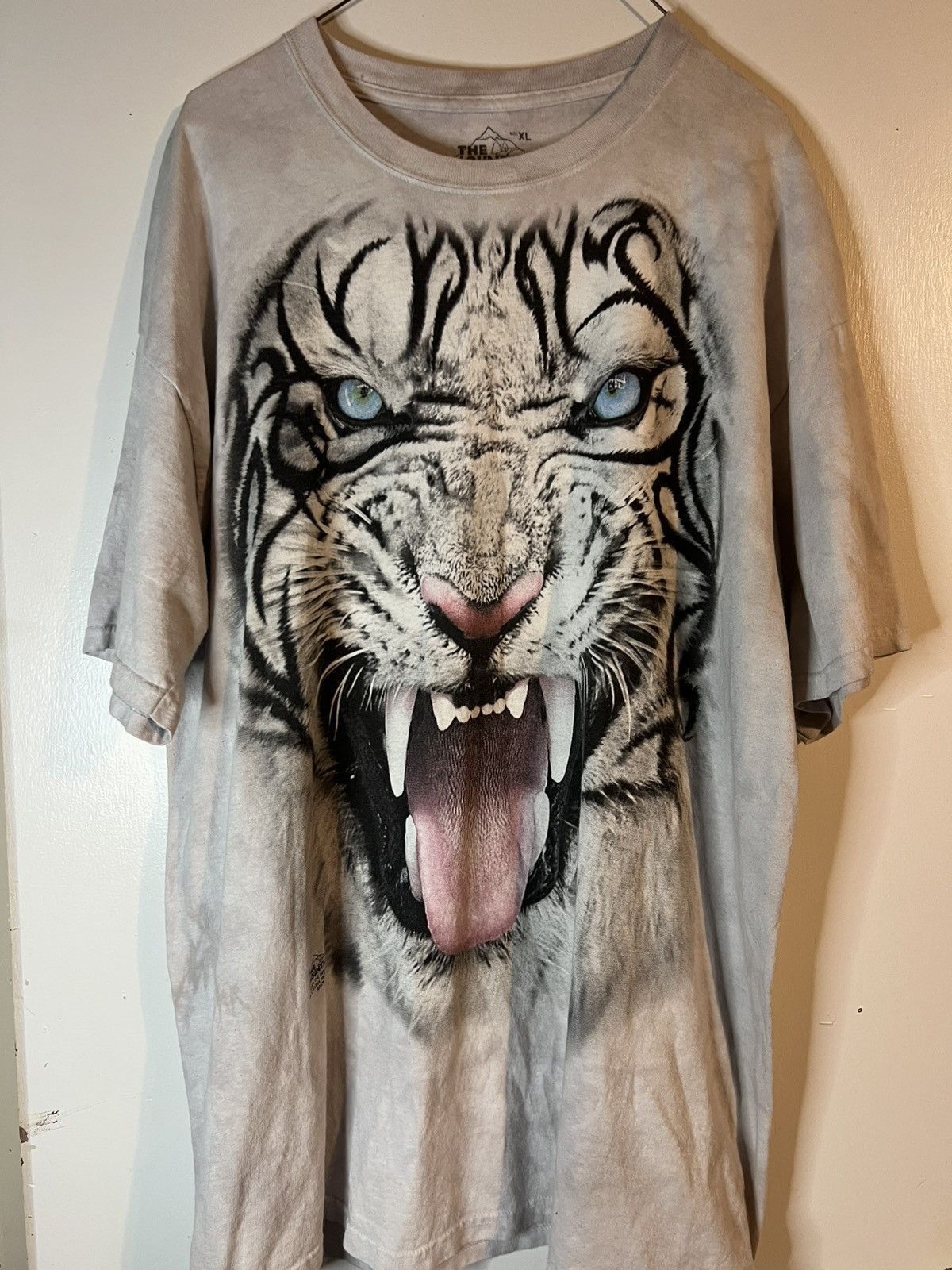 Other The Mountain White Face Lion Tshirt Size US XL / EU 56 / 4 - 1 Thumbnail