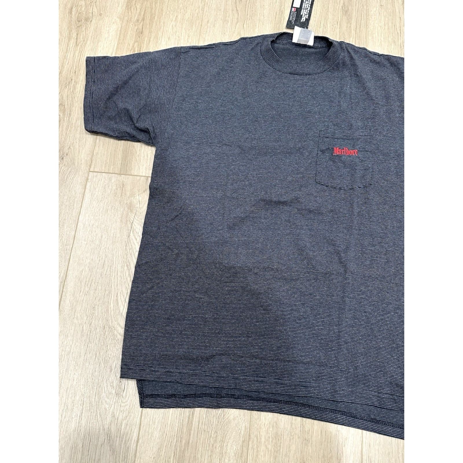 Marlboro VINTAGE Marlboro T-Shirt Striped Pocket Black Grey 2XL Adult USA CreW Neck Short Sleeve Mens Womens Unisex 90s 80s Classic USA Marlboro Shirt Size US XXL / EU 58 / 5 - 3 Thumbnail