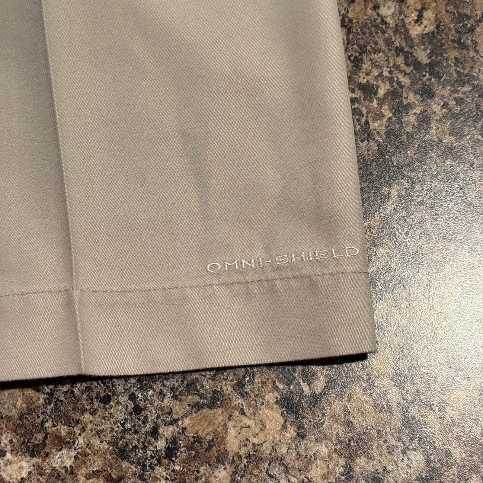 Columbia Columbia Omni Shield Pants 40x32 Lightweight Straight Golf Size US 40 / EU 56 - 5 Thumbnail