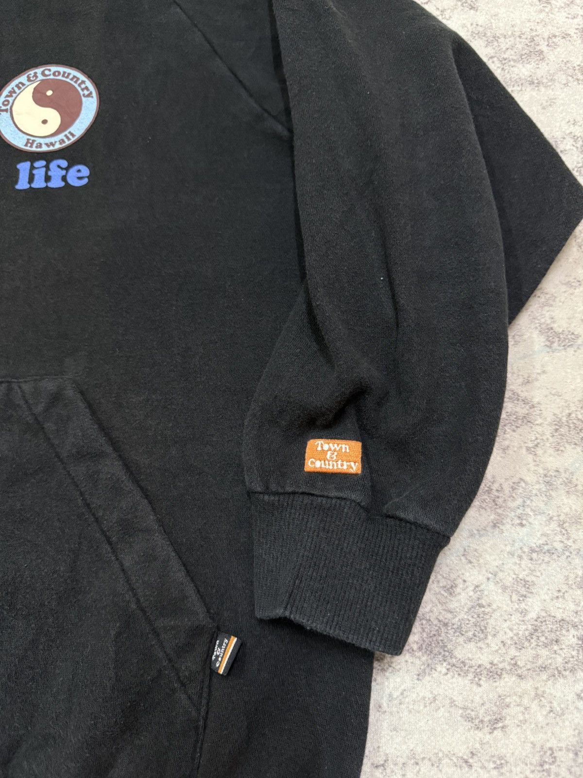 Vintage Vintage Town & Country Enjoy Surfing Pullover Sweater Hoodie Size US M / EU 48-50 / 2 - 7 Thumbnail
