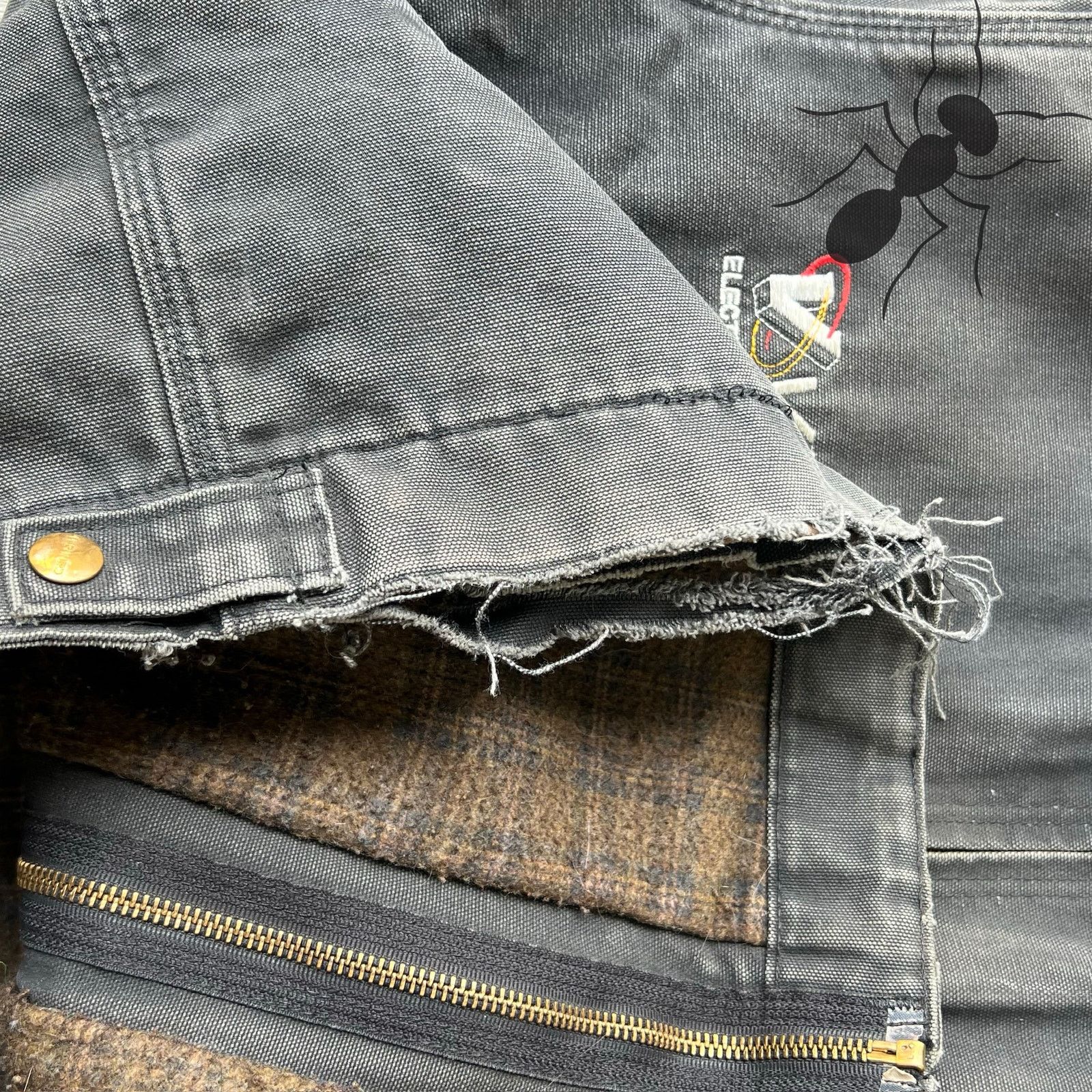 Carhartt × Vintage Carhartt J97 BLK faded black detroit work wear jacket Size US L / EU 52-54 / 3 - 11 Thumbnail