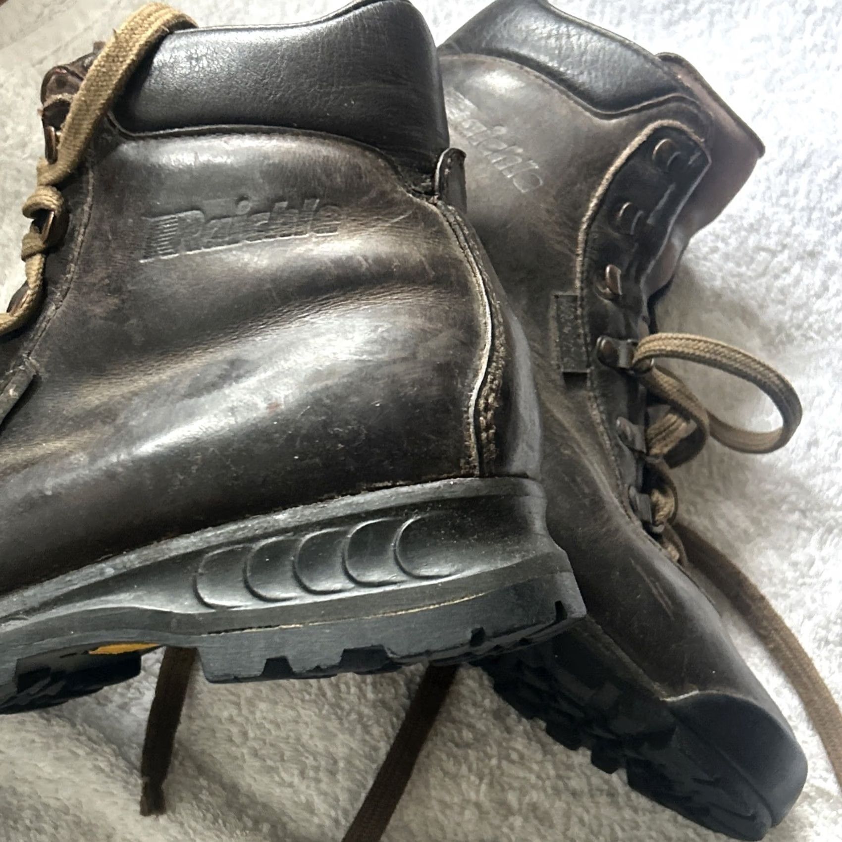 Vibram VINTAGE Raichle Mountaineering Boots Men 8.5 M Women 10.5 M Brown Leather W Vibram Soles Mens Girls Womens Boots Size US 11 / IT 41 - 5 Thumbnail