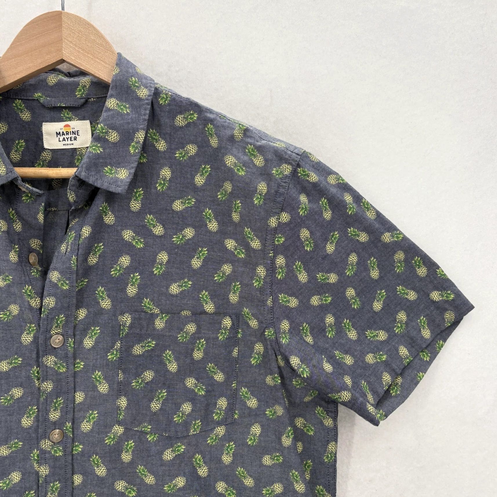 Marine Layer Marine Layer Shirt Mens M Blue Pineapple Graphic Short Sleeve Button Up Size US M / EU 48-50 / 2 - 2 Thumbnail