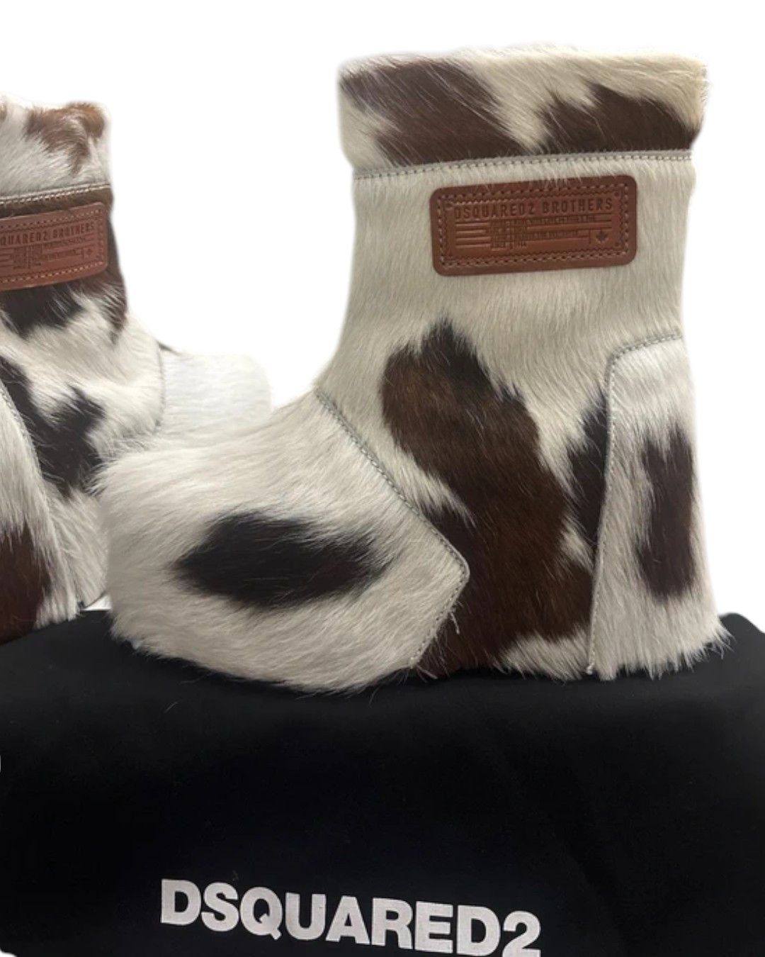 Dsquared2 LONG HAIRED COWHIDE CALFSKIN ANKLE BOOTS Size US 6.5 / IT 36.5 - 2 Thumbnail