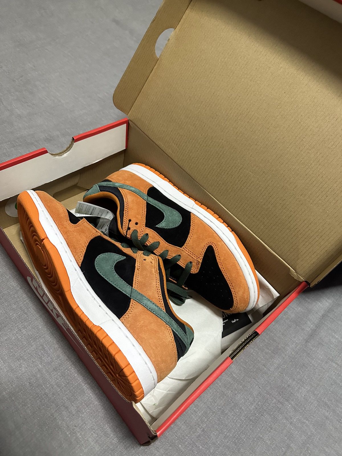 Nike Nike Dunk Low Ceramic Size US 8 / EU 41 - 10 Thumbnail