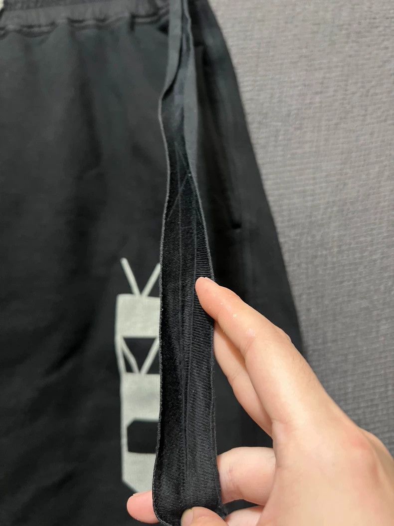 Rick Owens Rick Owens size m 22SS spring/summer crotch shorts with fla Size US 30 / EU 46 - 4 Thumbnail