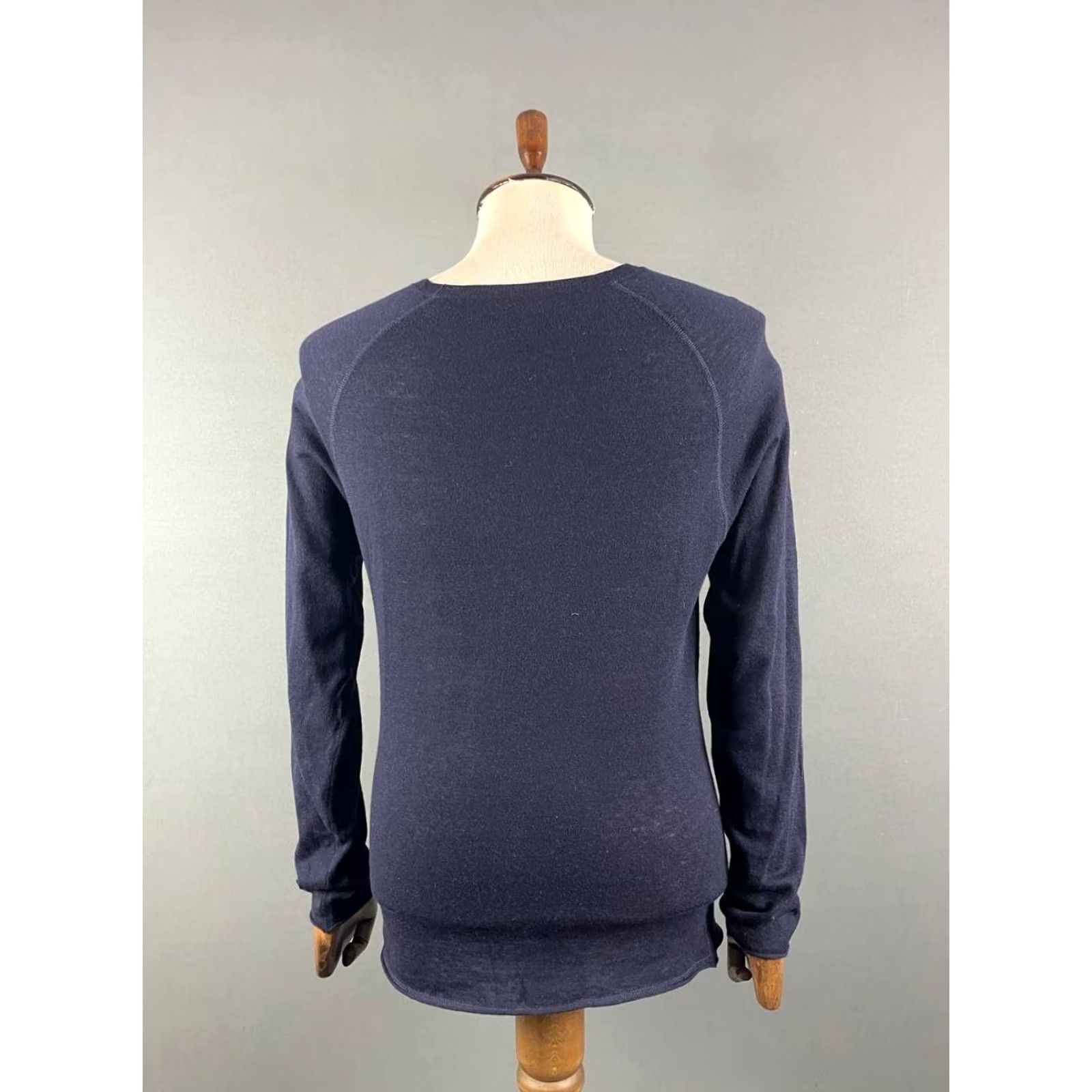 Zadig & Voltaire Zadig & Voltaire Mens T-Shirt L Navy Wool Long Sleeve Crew Neck Size US L / EU 52-54 / 3 - 2 Thumbnail