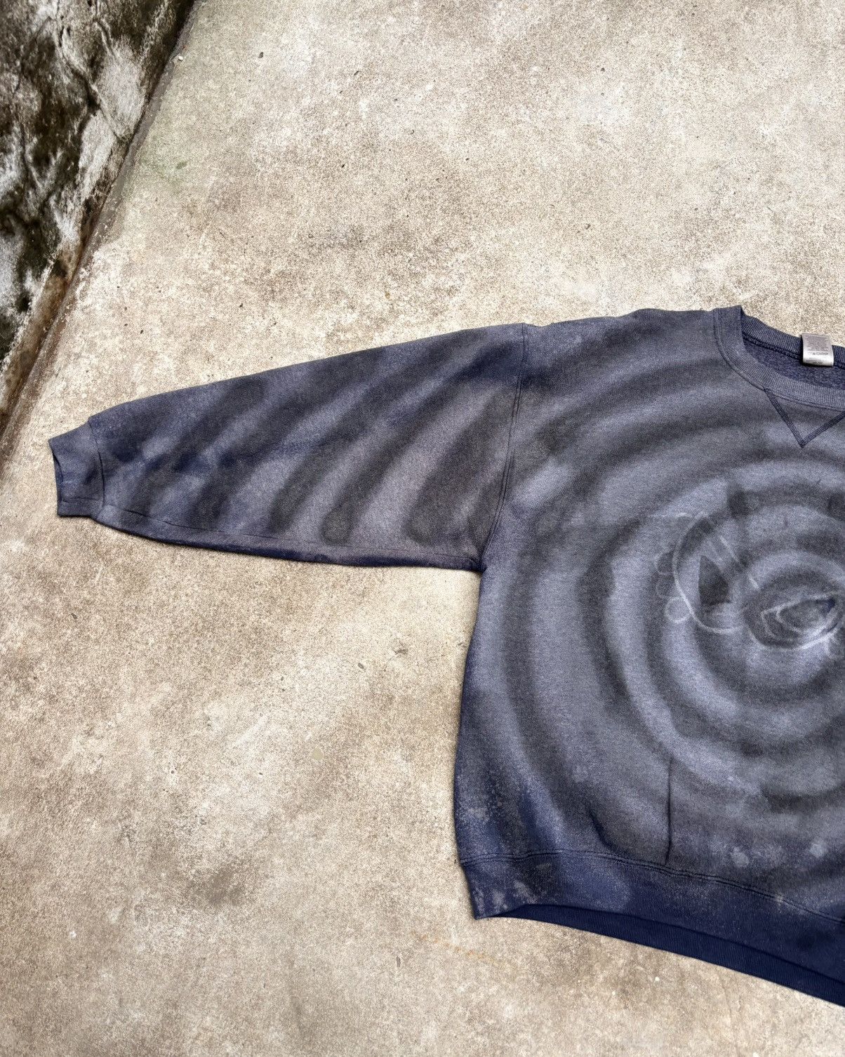 Vintage Custom Russell Faded Sweatshirt Size US L / EU 52-54 / 3 - 3 Thumbnail
