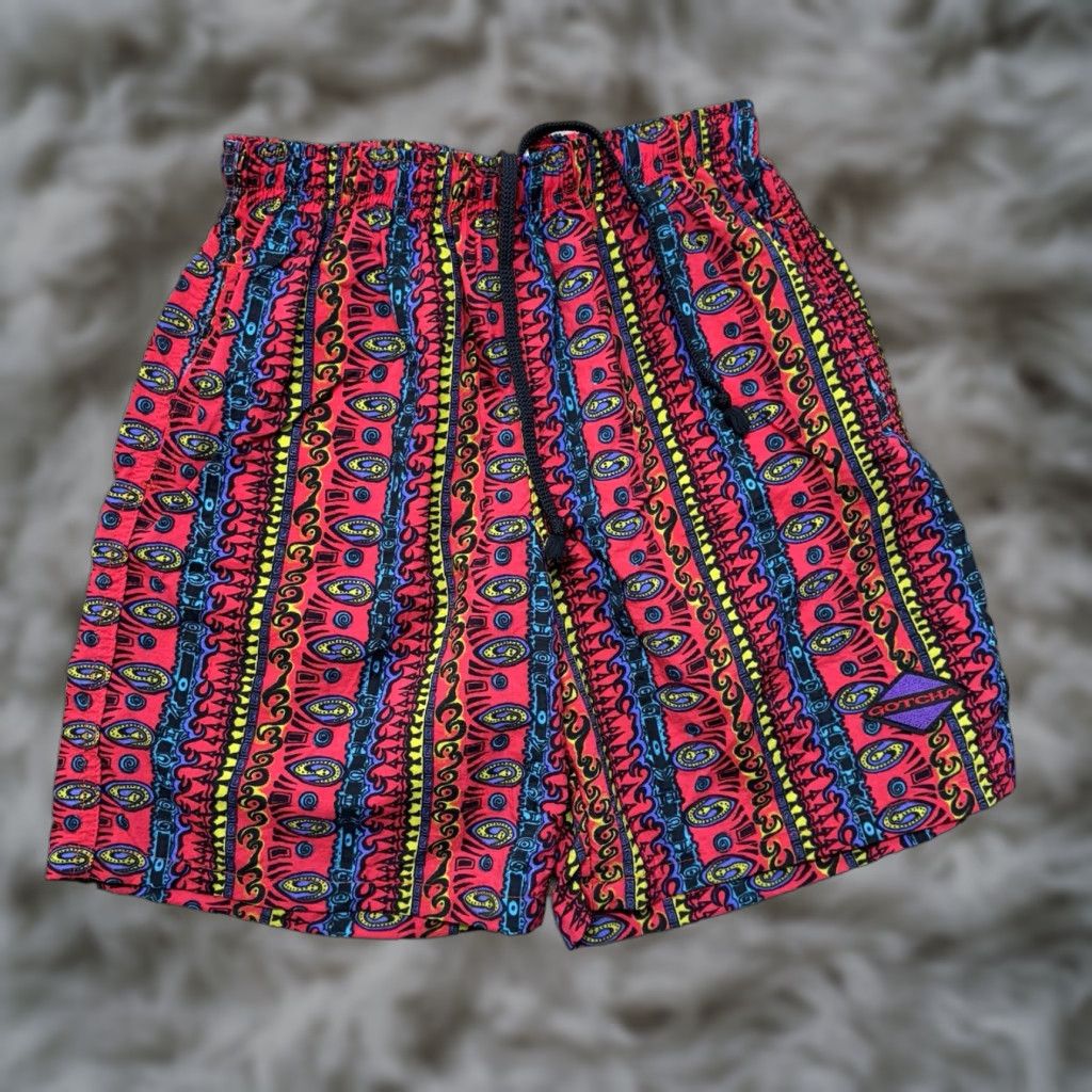 Vintage Gotcha Trunks Mens 28 Geometric Pattern Swimsuit Surf Skate Nylon Multicolor 90s Beach 80s Drawstring Pockets Mens