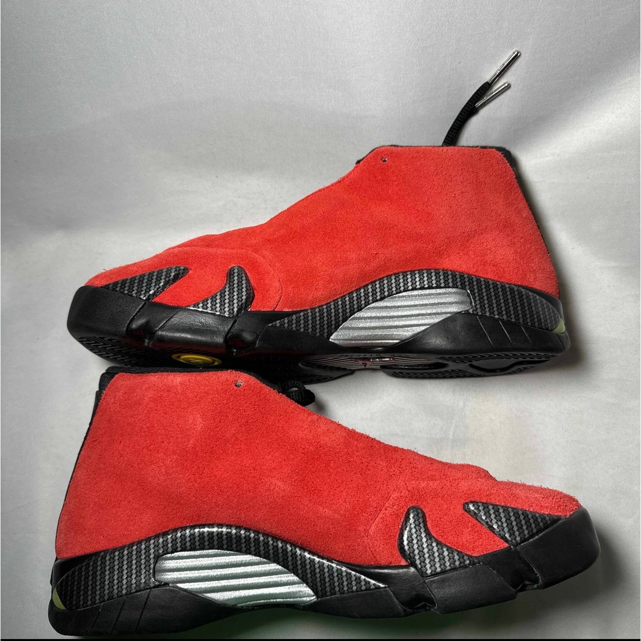Jordan Brand × Nike Size 7 Nike Air Jordan 14 Retro GS Ferrari 2025 Men's Shoes Size US 7 / EU 40 - 3 Thumbnail
