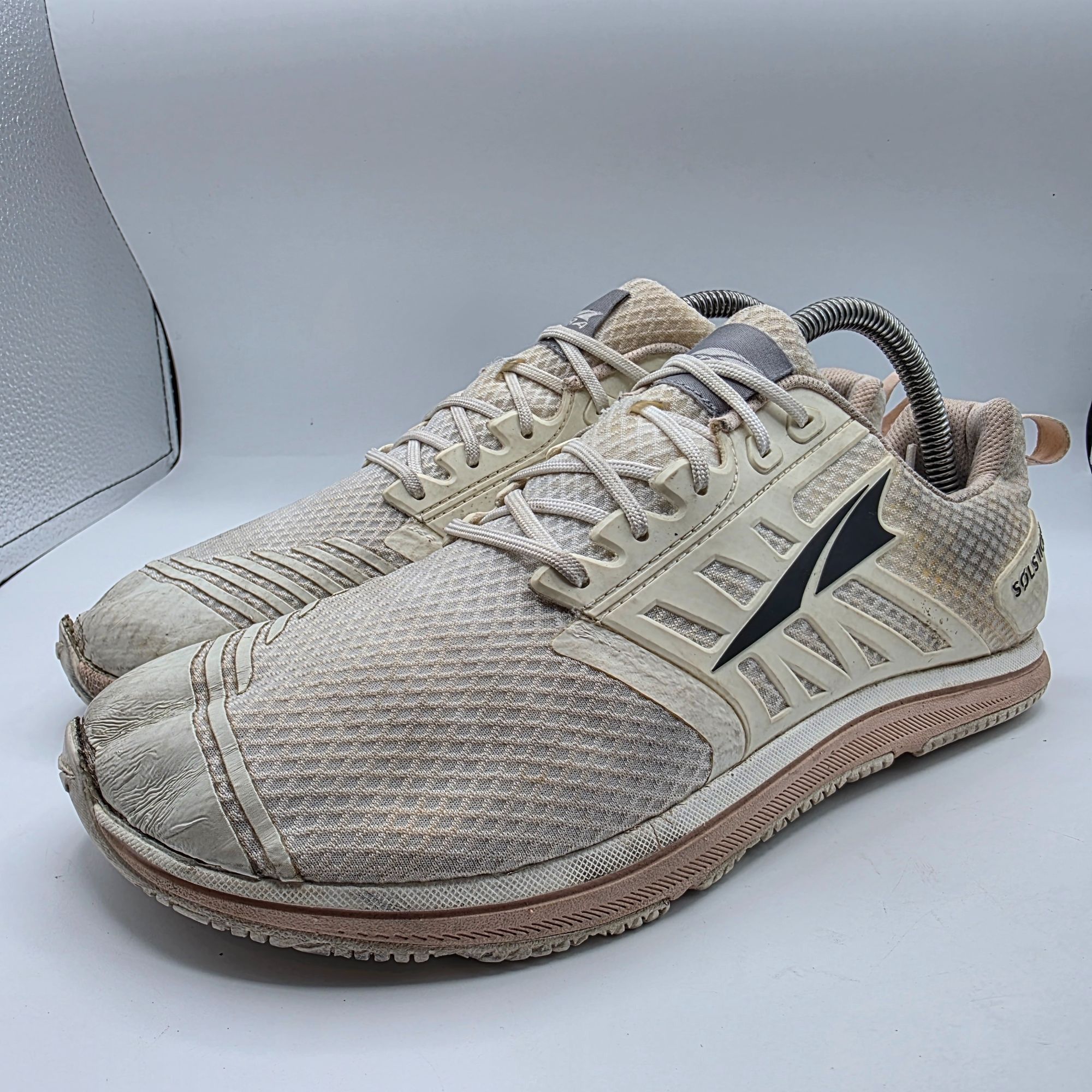 Altra Altra Solstice XT 2 Womens Size 9.5 White Pink Road Running Size US 9.5 / IT 39.5 - 3 Thumbnail
