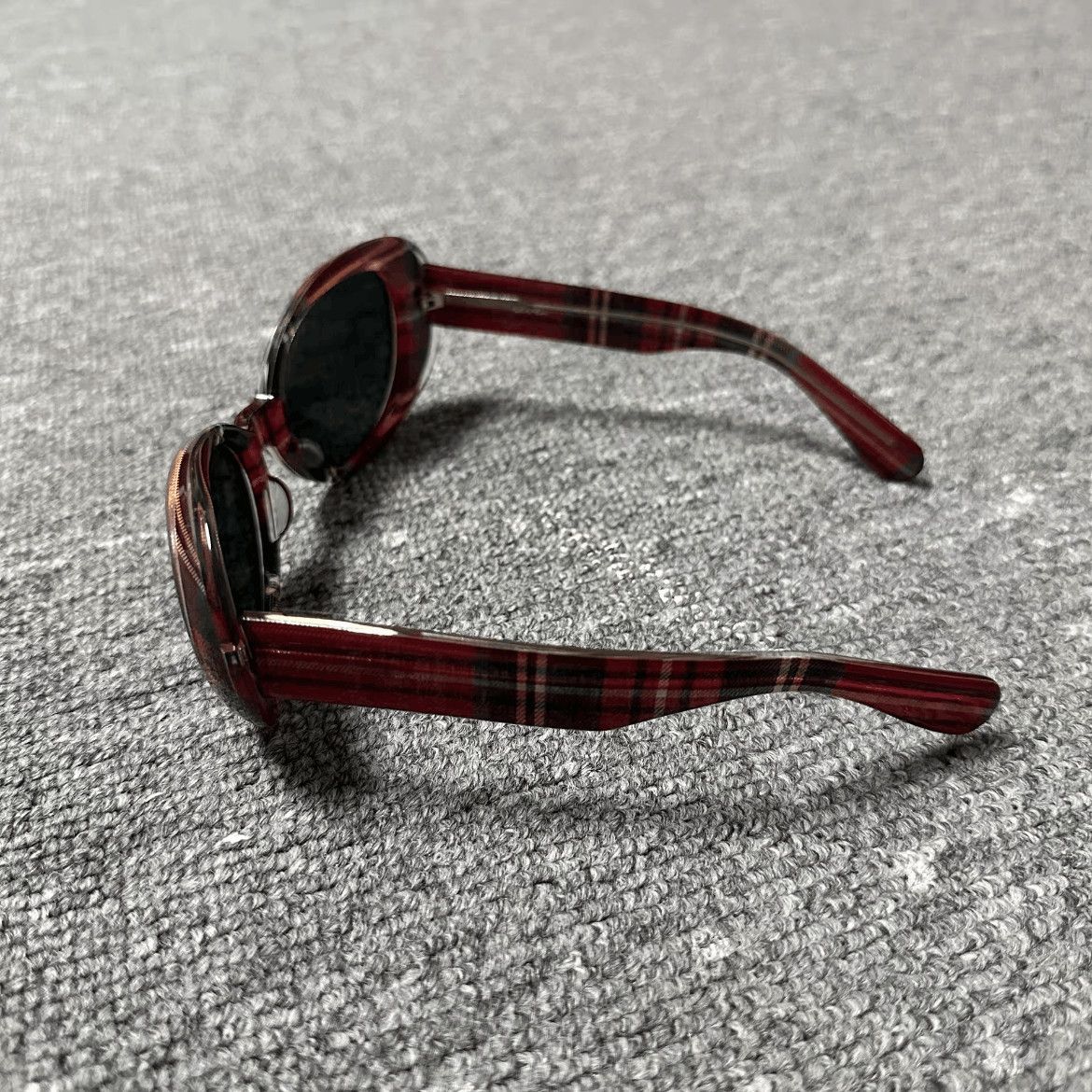 Number (N)ine Number Nine 05SS Plaid Sunglasses (1) Size ONE SIZE - 4 Thumbnail