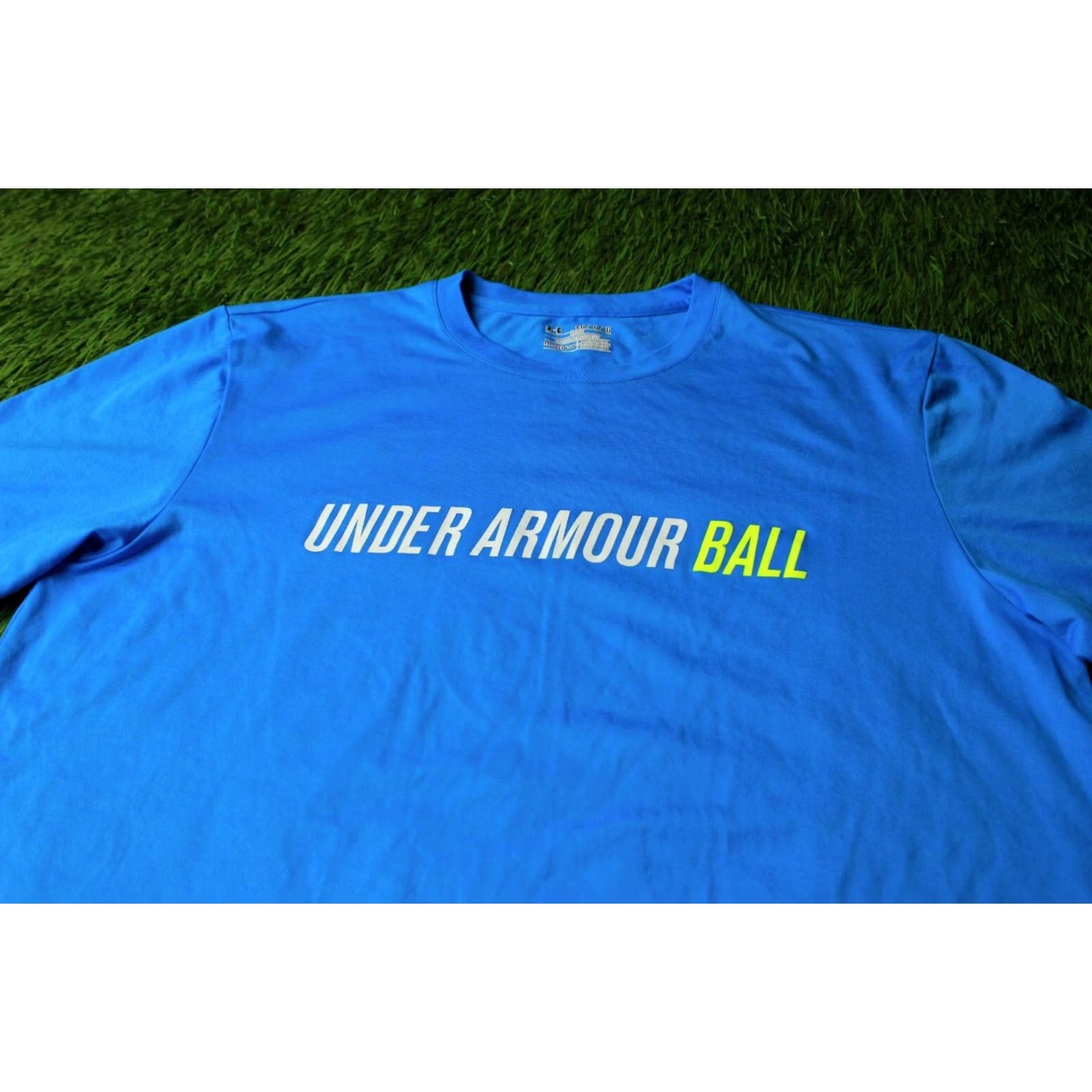 Under Armour Under Armour Ball Mens Training Compression Shirt Jersey T-Shirt Original Size L Red Short Sleeve 100% Polyester CrossFit HeatGear Men L Shirt Size US L / EU 52-54 / 3 - 2 Thumbnail
