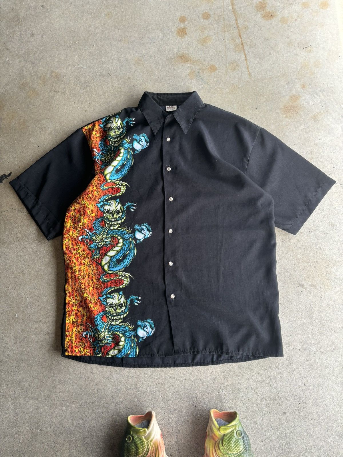 image of Vintage Crazy Y2K Jnco Style Tr New Yorker Dragon Skull Button Up in Black, Men's (Size XL)