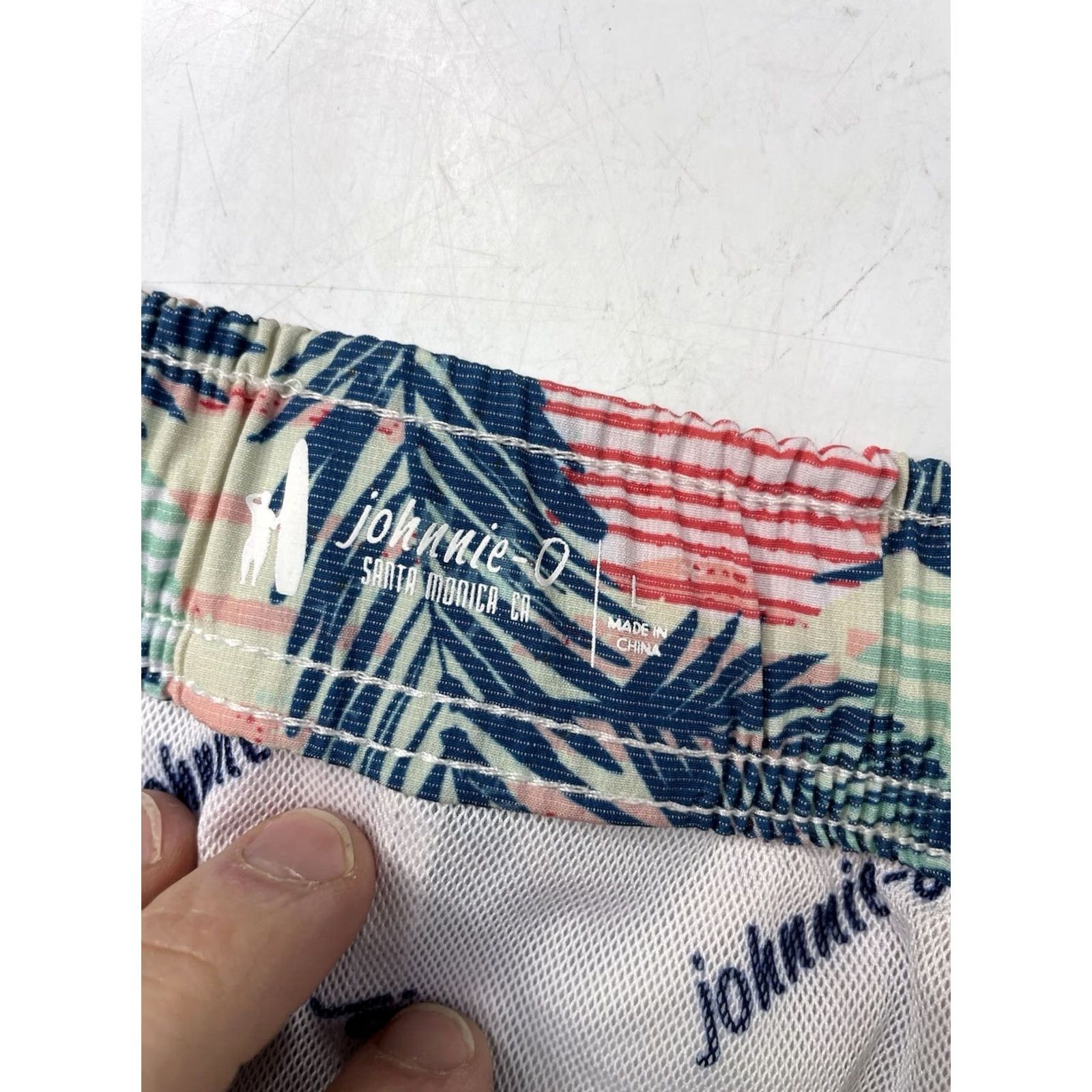 johnnie-O Johnnie-O Swim Trunks L Mens Multicolor Drawstring Board Shorts Feathers JOSE Tango Recreational Trunks Size US 33 - 4 Thumbnail