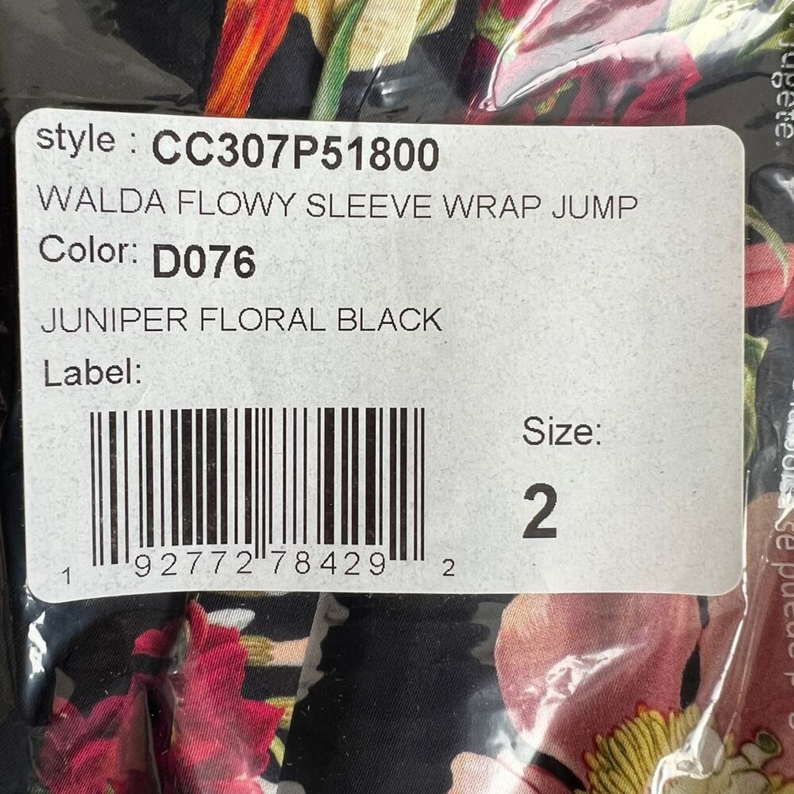 Alice + Olivia Alice + Olivia Walda Black Floral-Print Satin Jumpsuit, US2 Size 26" / US 2 / IT 38 - 7 Thumbnail