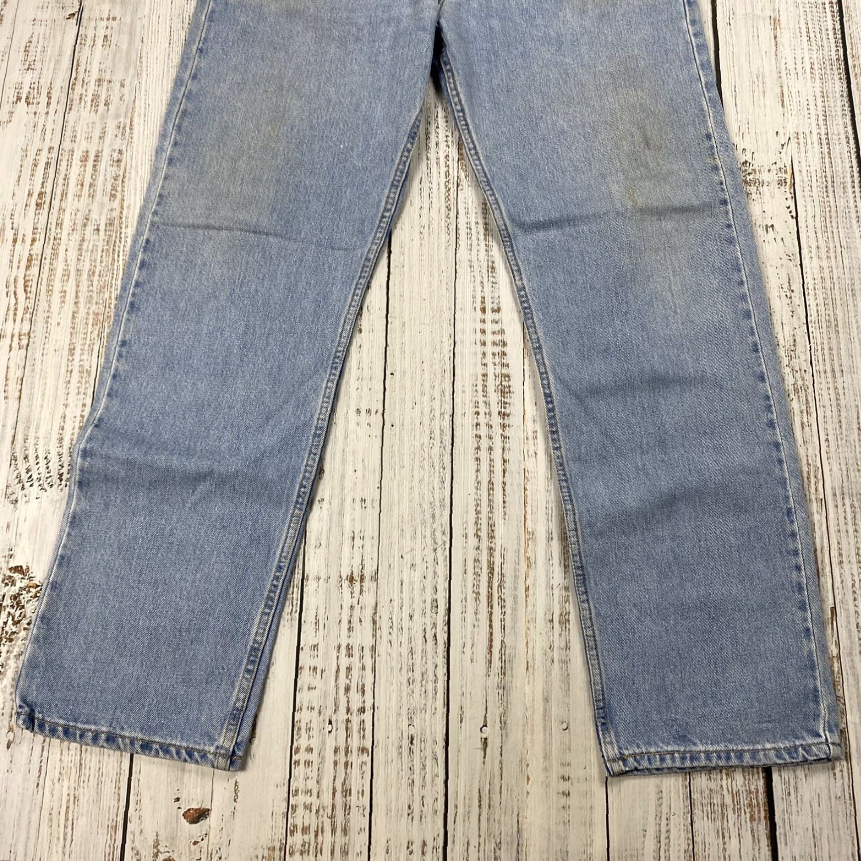 Levi's VTG Levi's 505 Denim Jeans Straight Leg 38x32 Regular Men Blue Light Wash 80s 90s Distressed No Pockets Zipper N/A Size US 38 / EU 54 - 3 Thumbnail