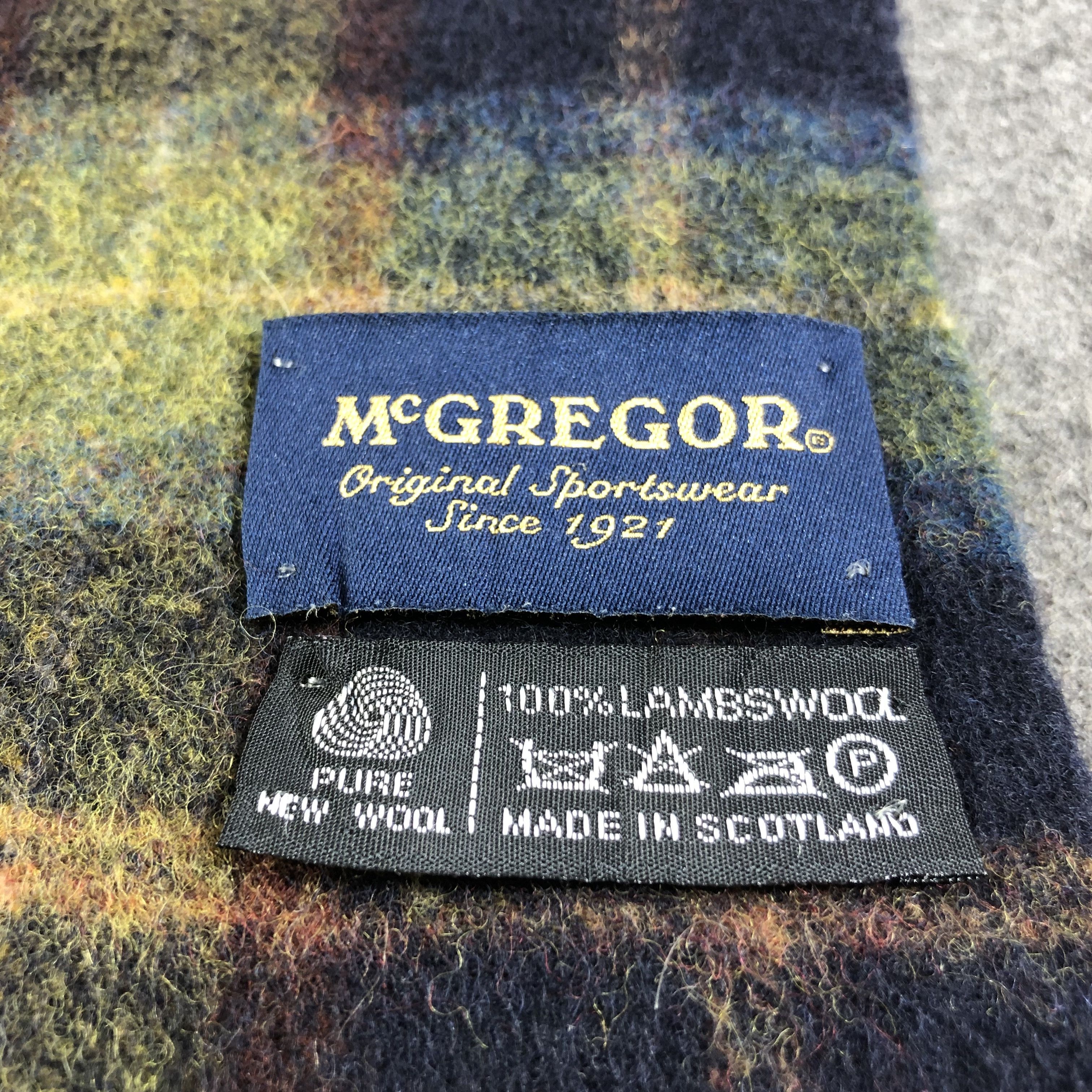 McGregor Mc Gregor Tartan Wool Scarf Muffler V1367 Size ONE SIZE - 4 Thumbnail