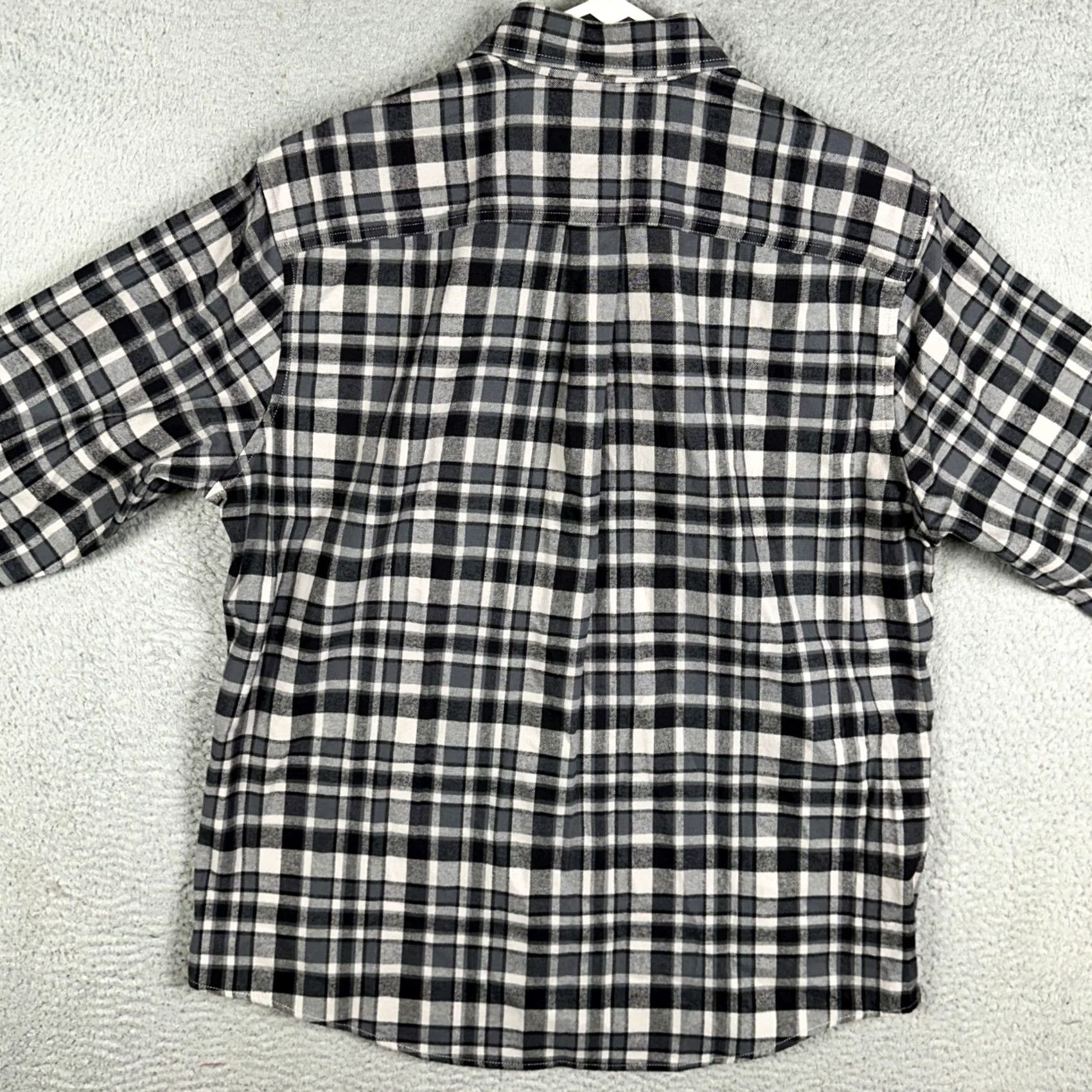 Eddie Bauer VINTAGE? no. Eddie Bauer Shirt Mens L Black/Grey Plaid Flannel Button-Down Pocket Shirt Size US L / EU 52-54 / 3 - 3 Thumbnail