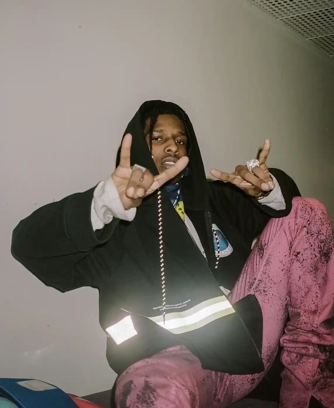 Undercover Undercover F/W 18 Astronautics Agency Reflective Hoodie Size US M / EU 48-50 / 2 - 3 Thumbnail