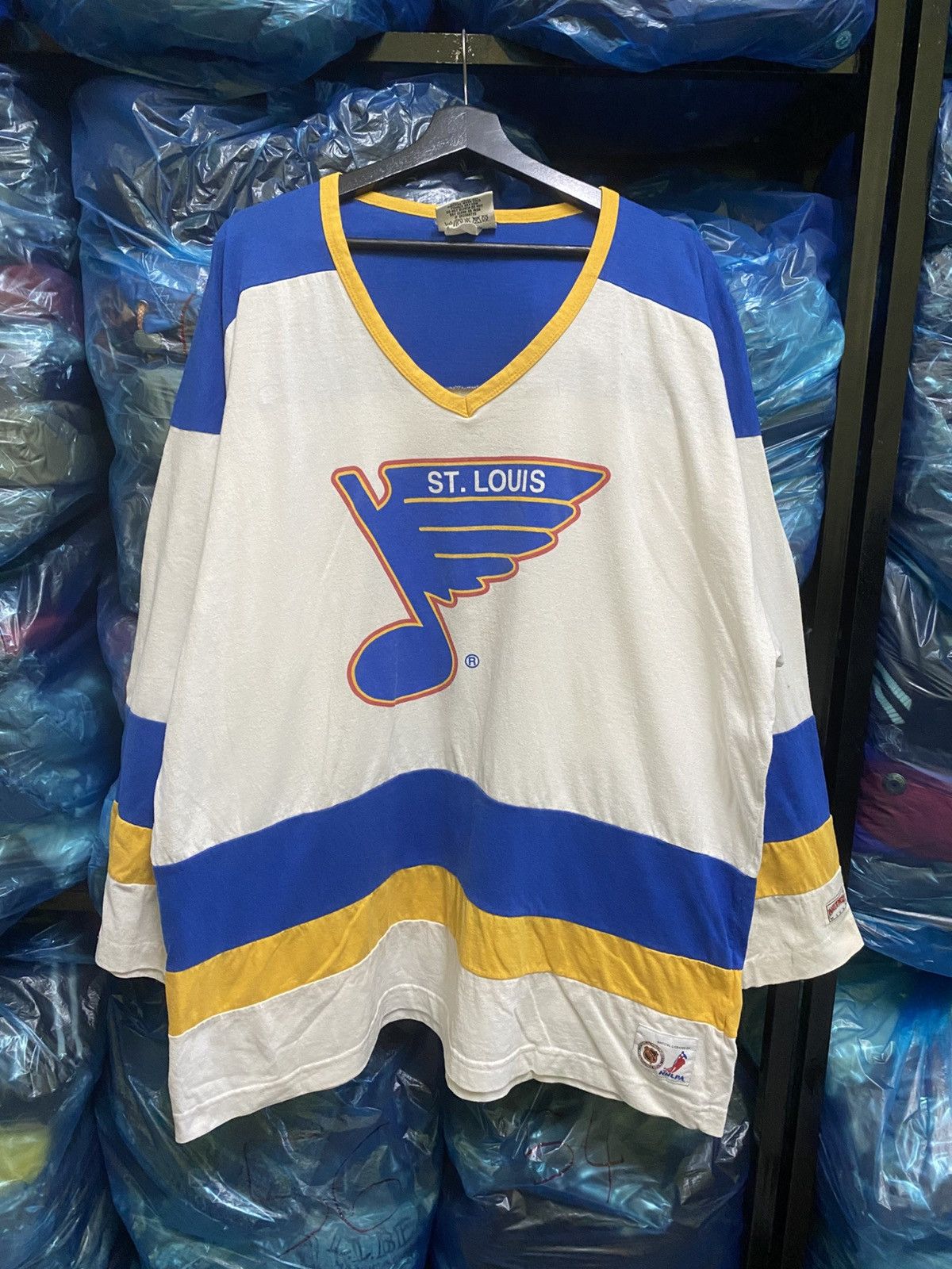 NHL × Nutmeg Vintage Nutmeg Mills St. Louis Blues Brett Hull Jersey Tee Size US XL / EU 56 / 4 - 3 Thumbnail