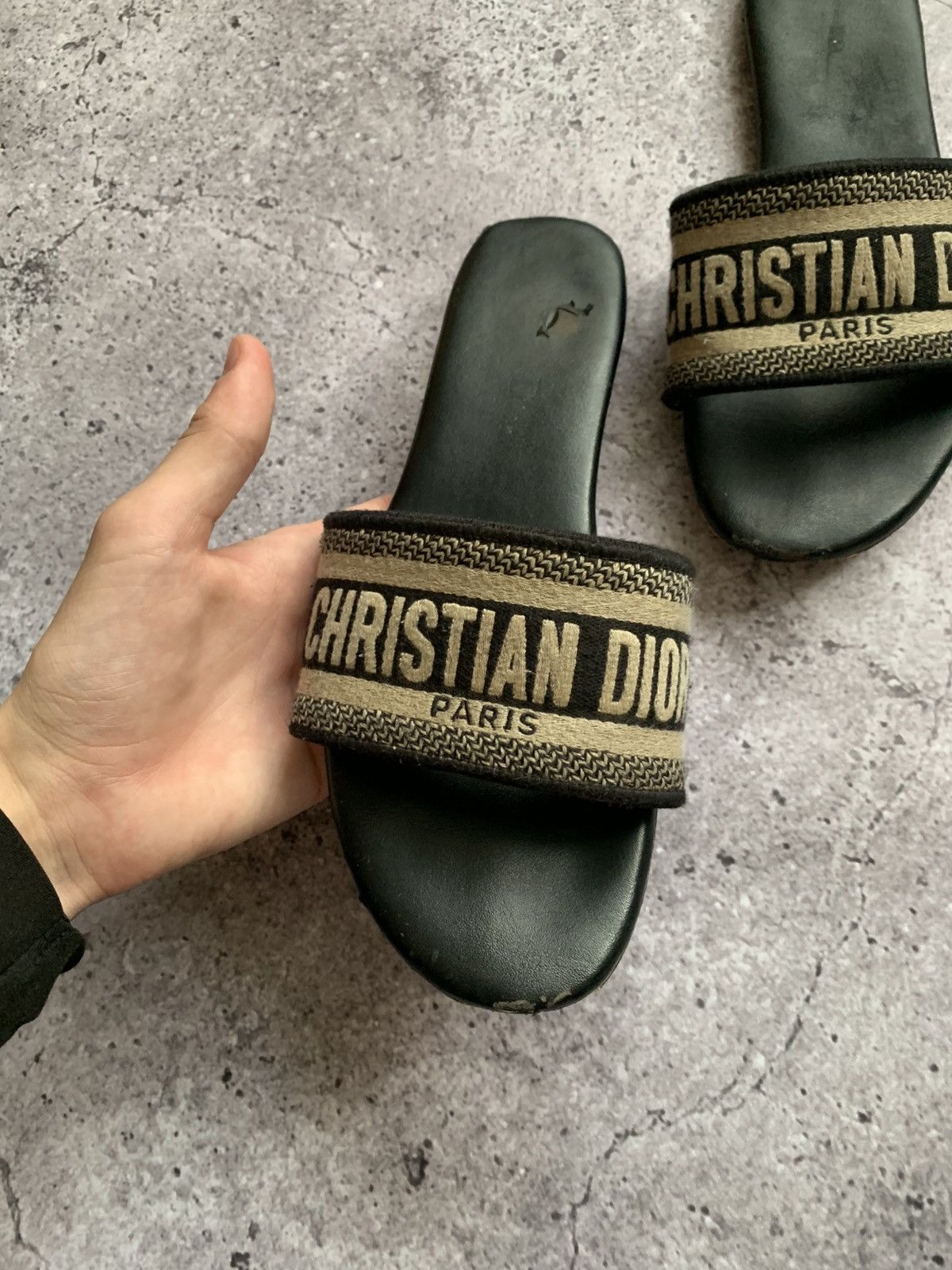 Dior 🔥CHRISTIAN DIOR DWAY SLIDE SANDALS Size US 10 / IT 40 - 4 Thumbnail