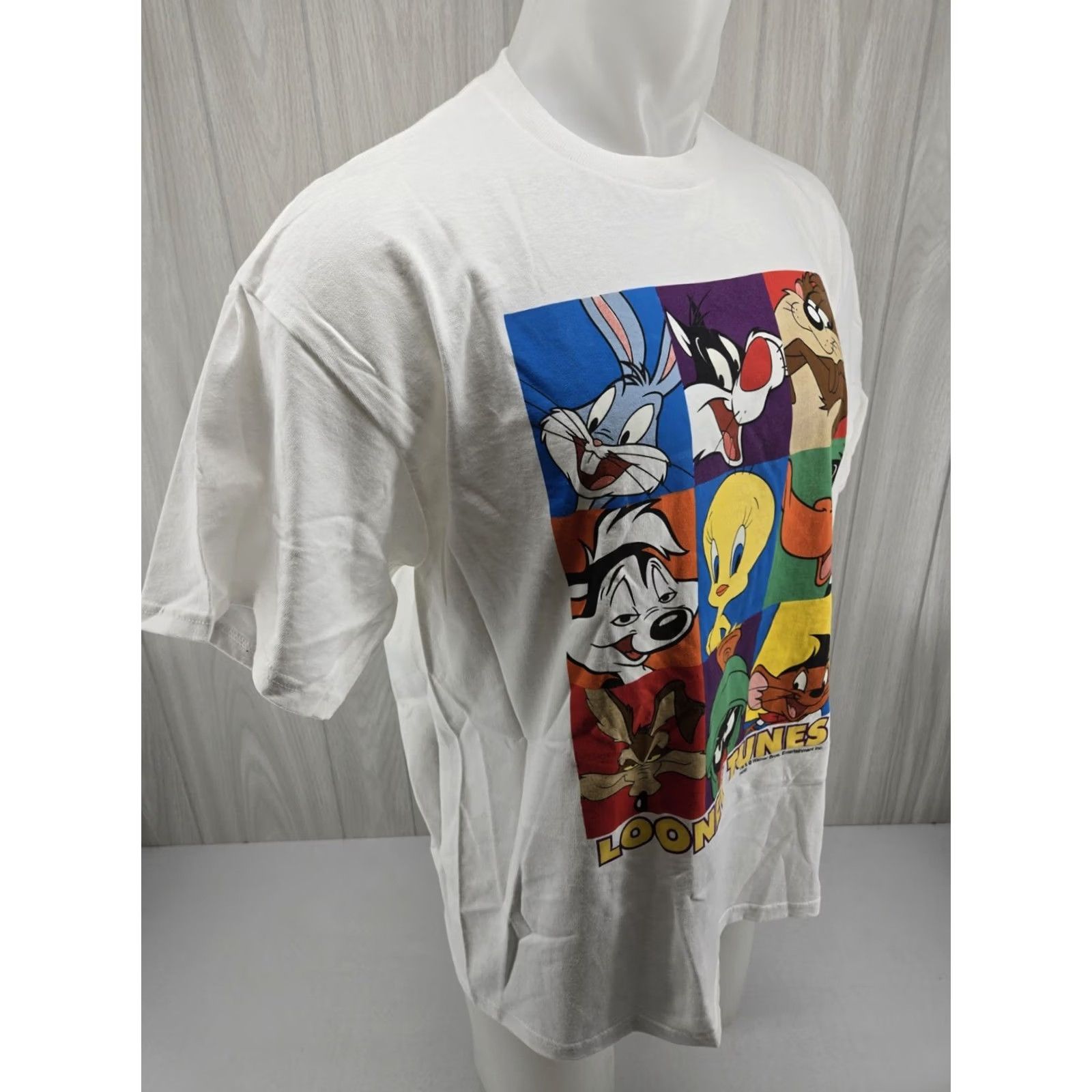 Vintage VINTAGE Looney Tunes Men’s Large T Shirt Graphic Print Cartoon Bugs Bunny Size US L / EU 52-54 / 3 - 7 Thumbnail
