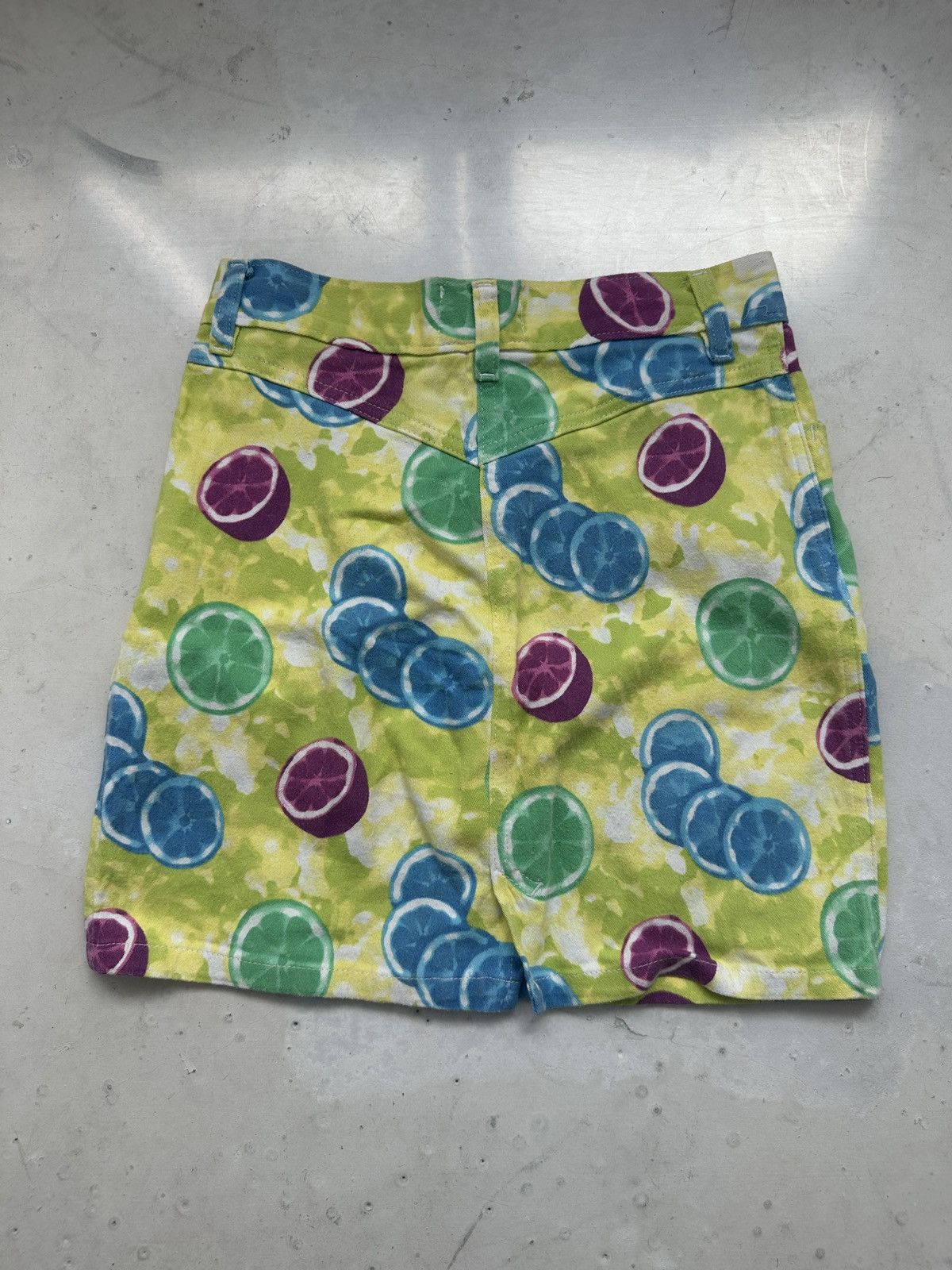Dolce & Gabbana × Vintage Citrus Dolce Gabbana skirt Size 26" / US 2 / IT 38 - 2 Thumbnail