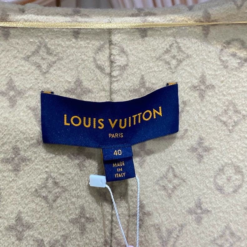 Louis Vuitton Louis Vuitton Cream Tea Long Patchwork Full Print Bathrobe Size S / US 4 / IT 40 - 4 Thumbnail