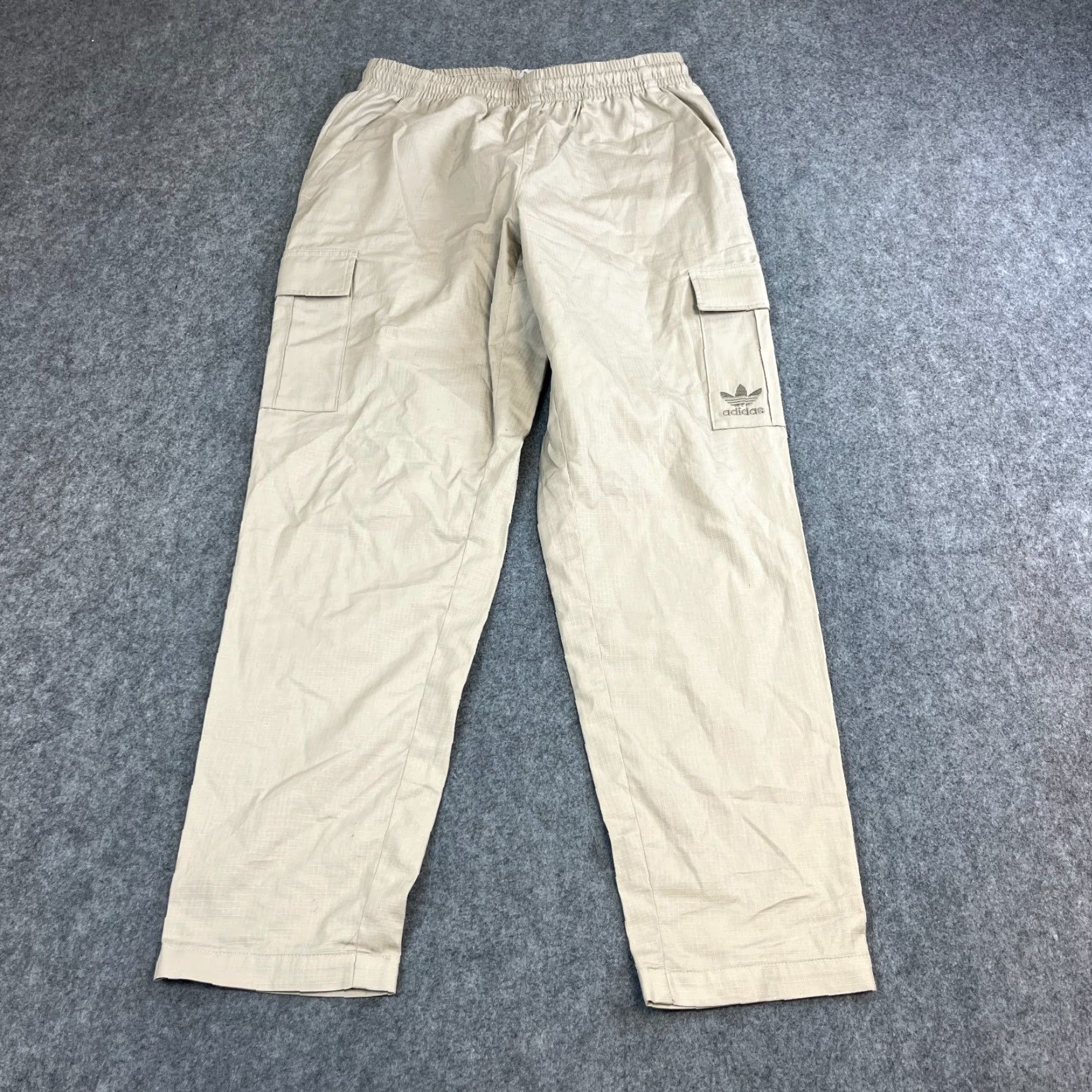 Adidas Adidas Mens Cargo Pants Sweat Joggers M Beige Trefoil Firebird Cargo Pants Jogger Regular Waist 32in Beige Adidas Originals Men Mens Size US 31 - 2 Thumbnail
