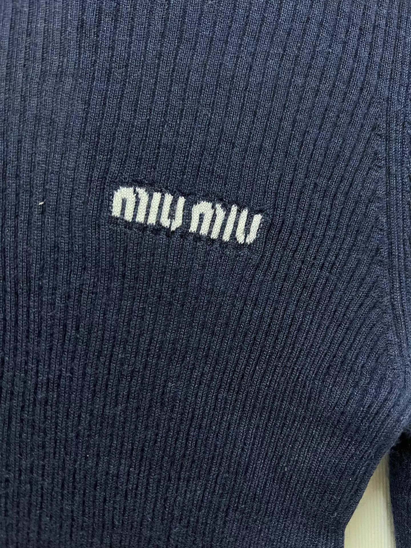 Miu Miu MIU MIU logo lettering cashmere Polo long-sleeve knit 40 Size S / US 4 / IT 40 - 6 Thumbnail