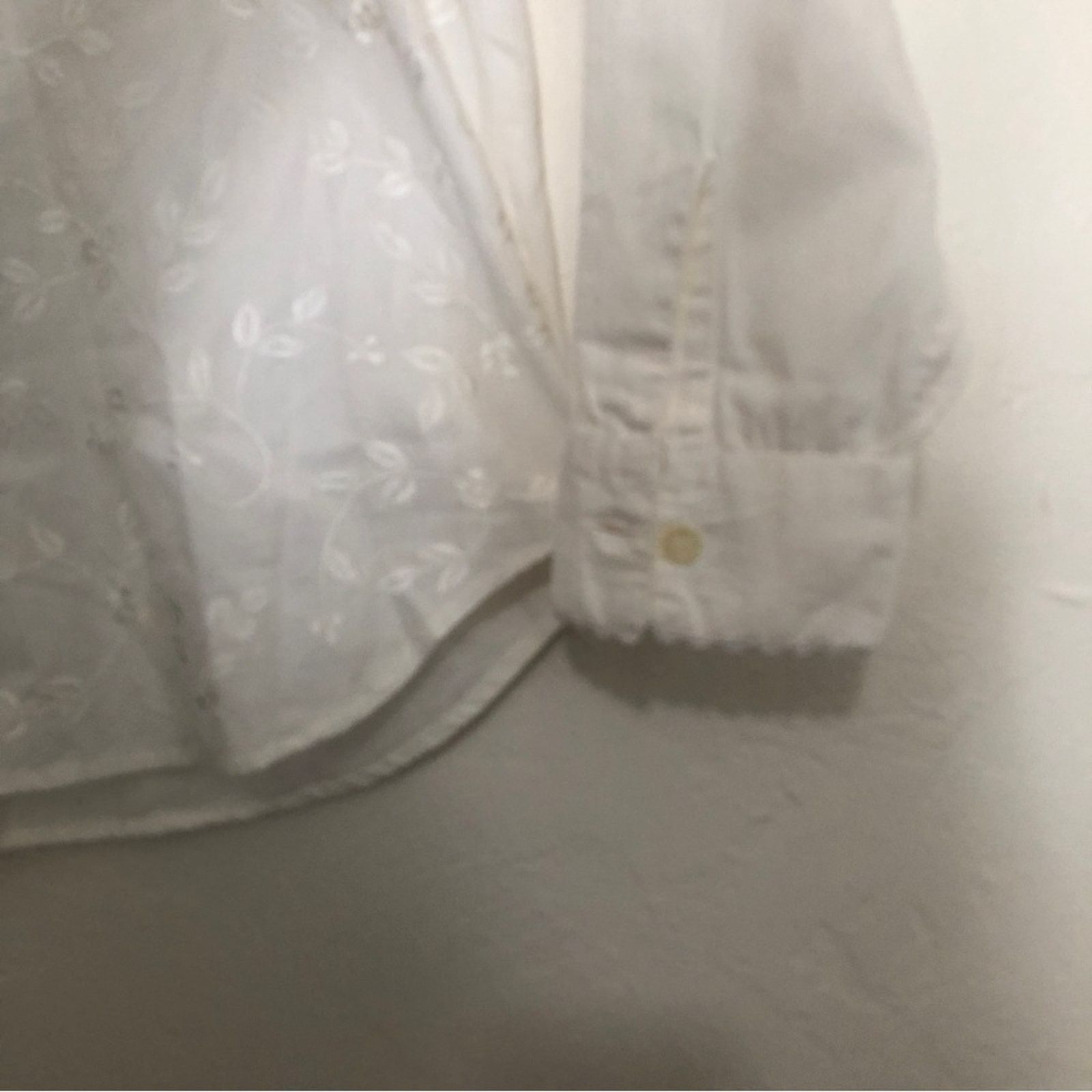 Other Casual Corner & Co White Embroidered Scalloped Shirt Top Size M / US 6-8 / IT 42-44 - 6 Thumbnail