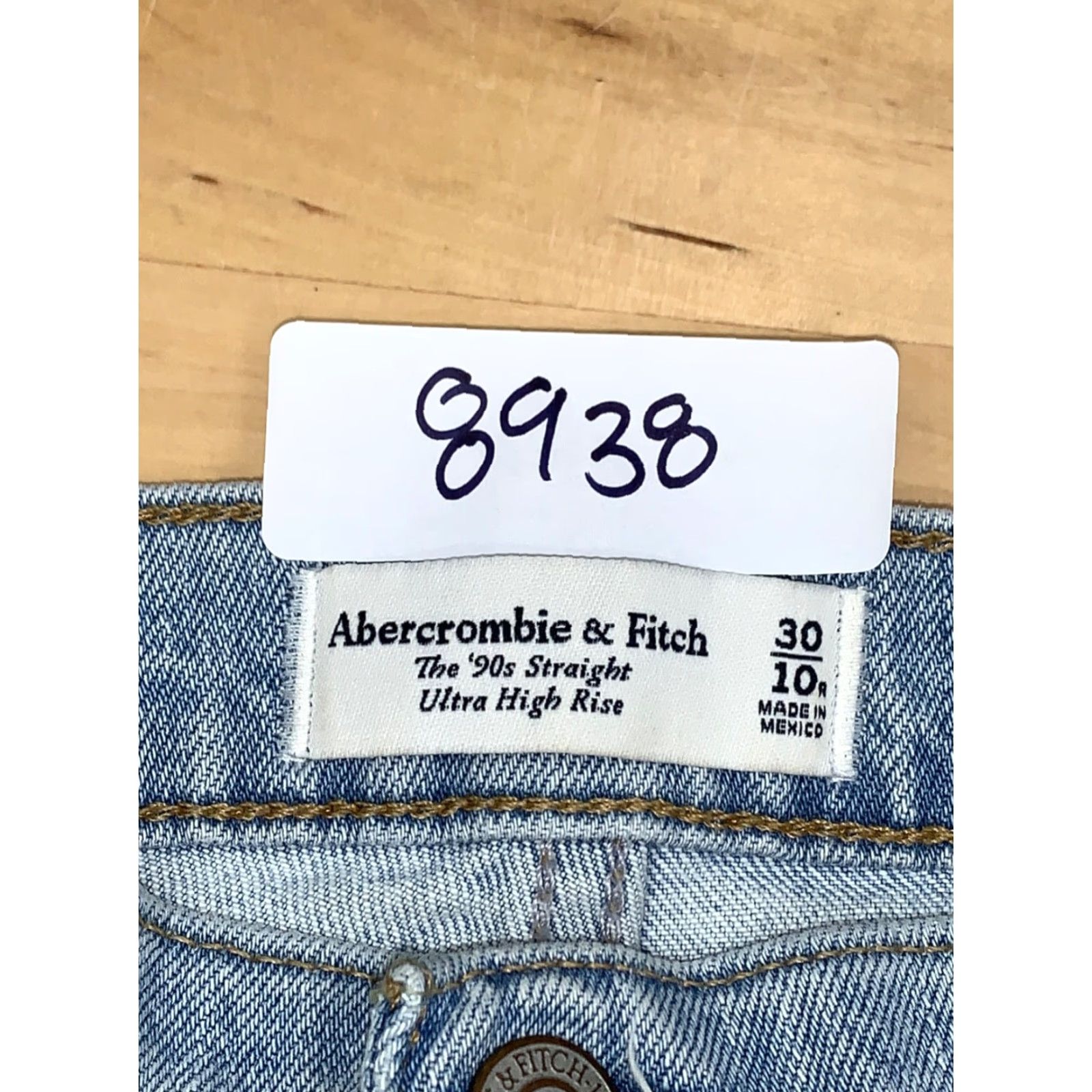 Abercrombie & Fitch Abercrombie & Fitch The 90's Straight Ultra High Rise Jeans Womens 10R #8938 Size 32" / US 10 / IT 46 - 3 Thumbnail